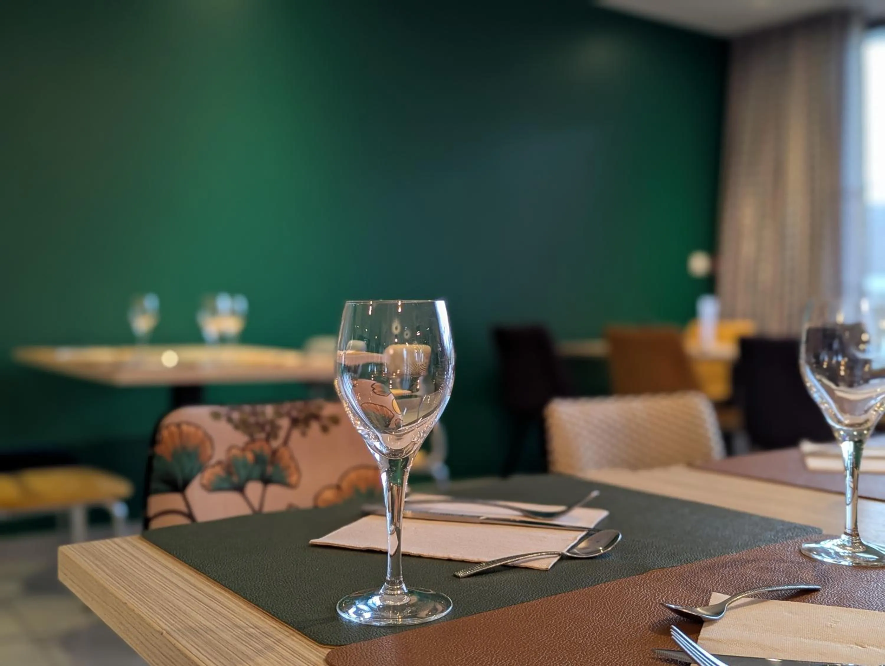 Restaurant/places to eat in The Originals City, Hôtel La Verriaire, Cholet Sud