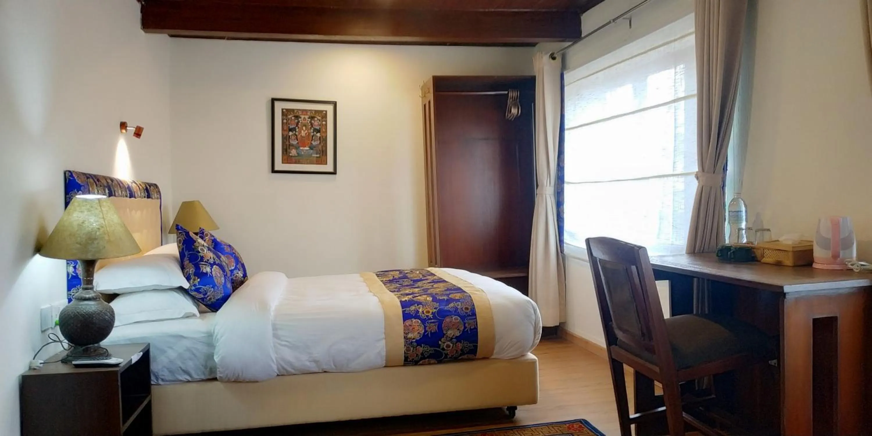 Bed in Heranya La:Ku