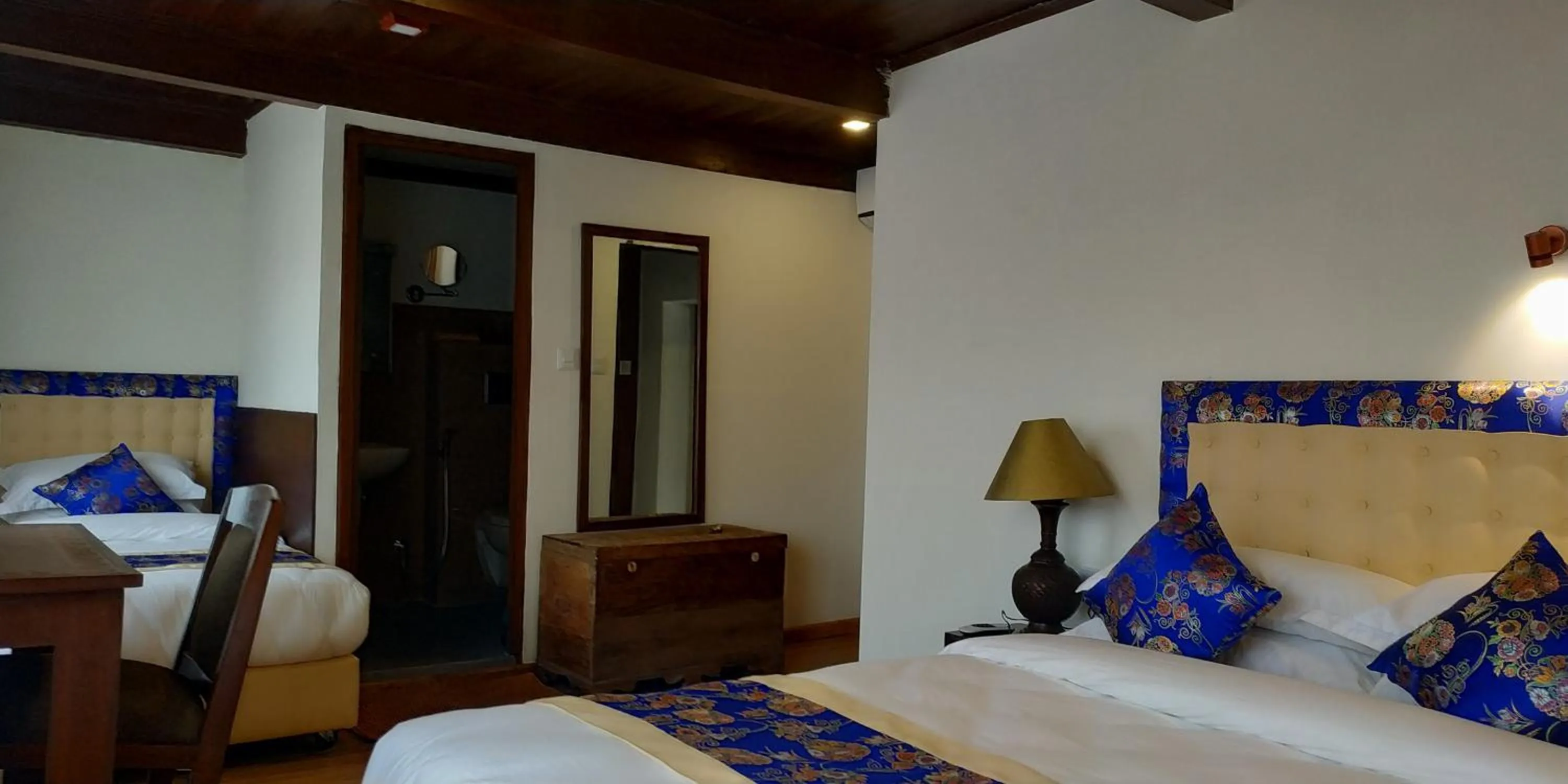 Bed in Heranya La:Ku