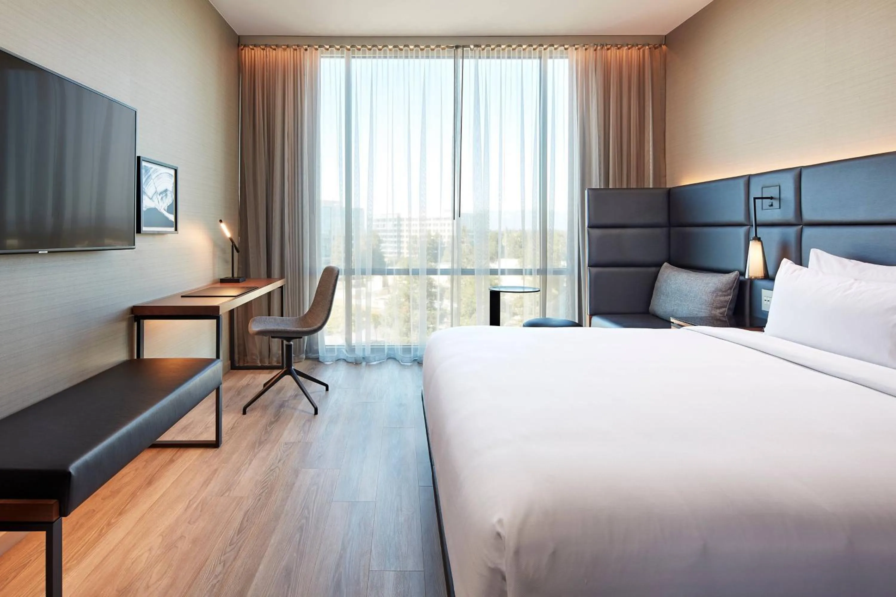 Photo of the whole room, Bed in AC Hotel by Marriott San Jose Santa Clara