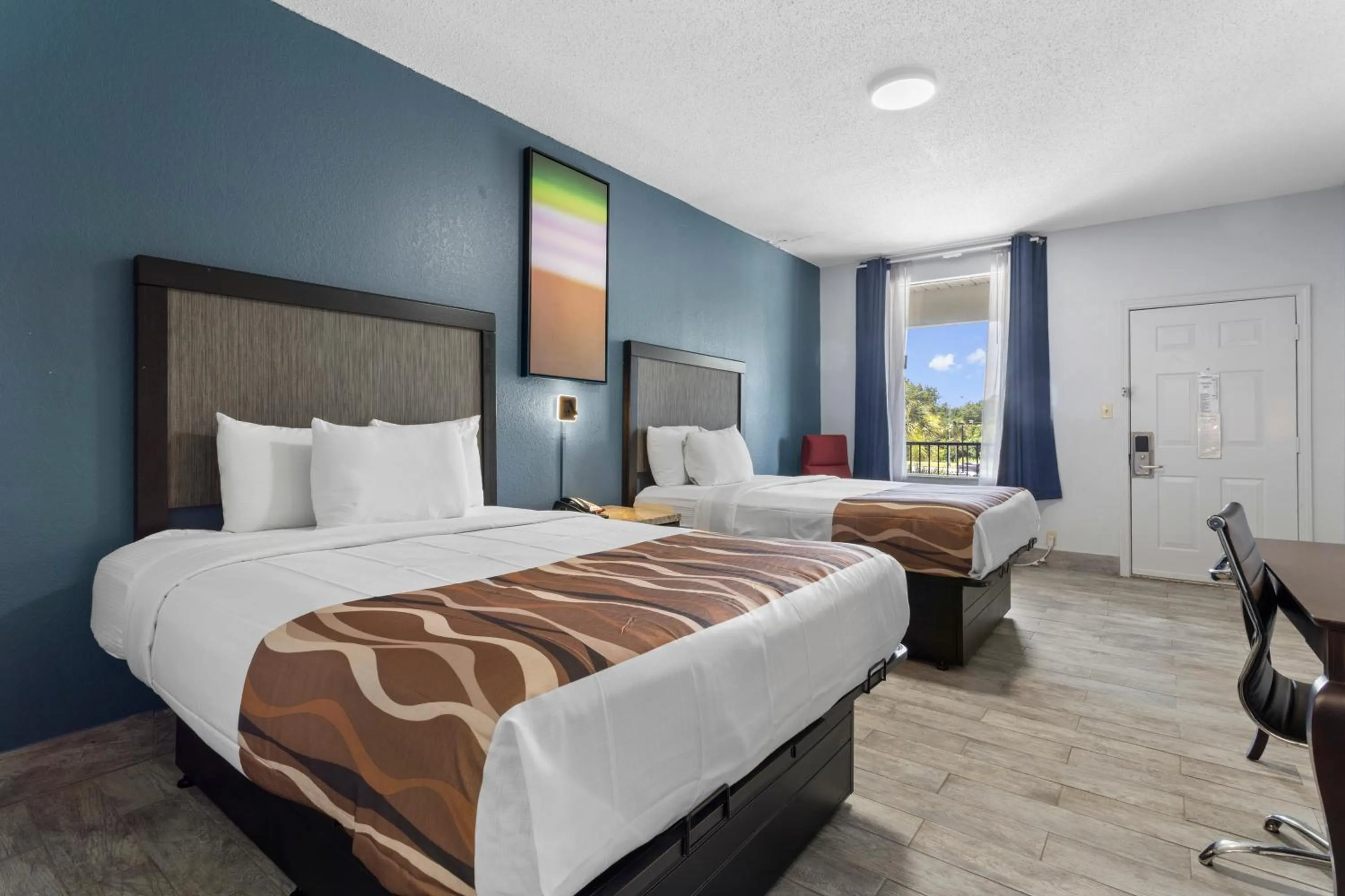 Bed in MAGNOLIA INN of BILOXI,OCEAN SPRINGS,PASCAGOULA & GAUTIER