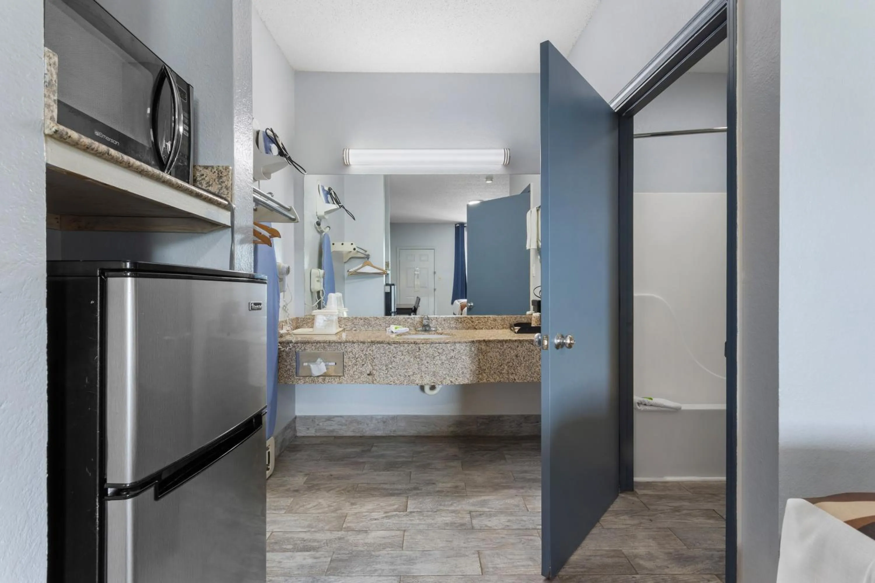 MAGNOLIA INN of BILOXI,OCEAN SPRINGS,PASCAGOULA & GAUTIER