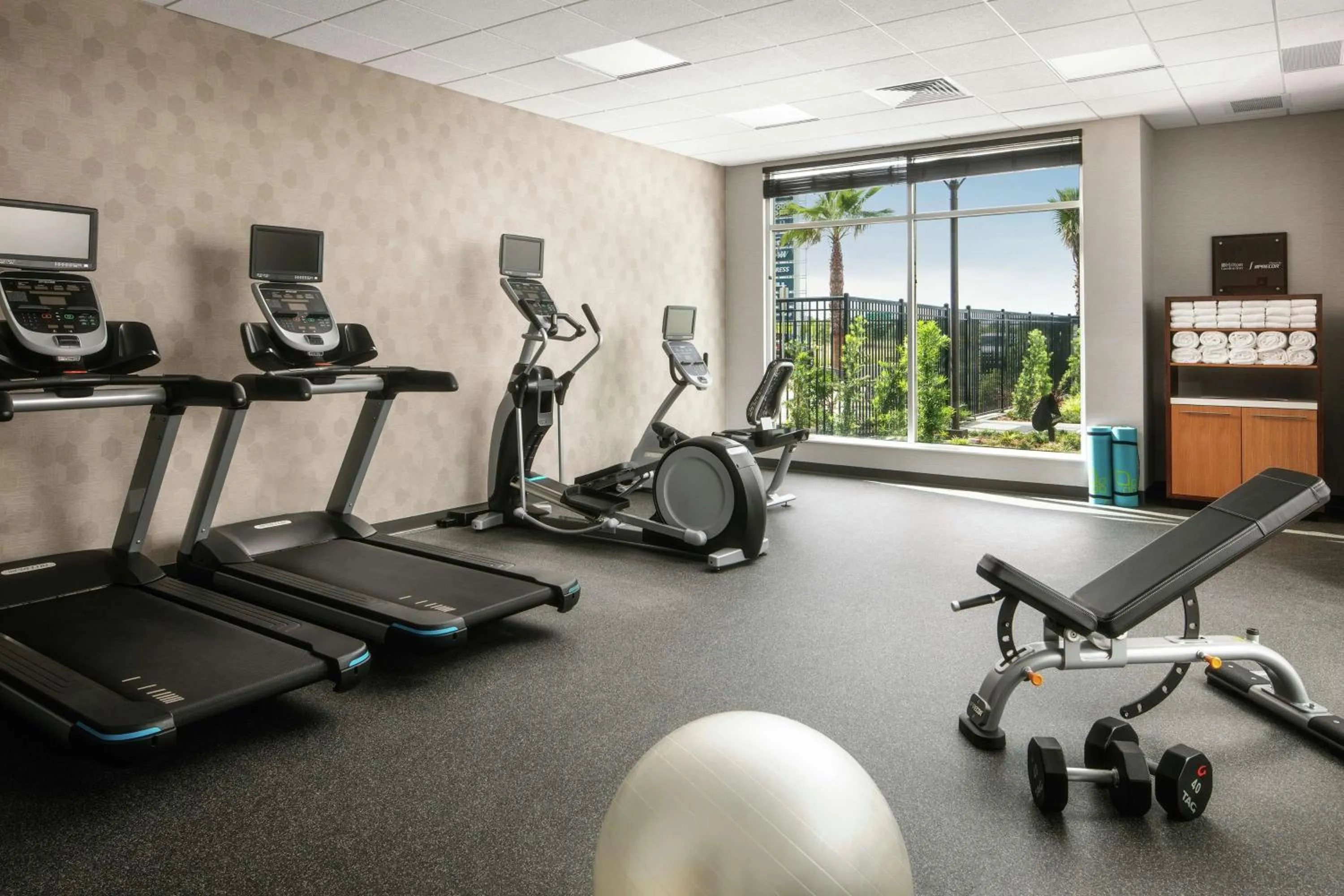 Fitness centre/facilities in Hilton Garden Inn Sacramento Airport Natomas