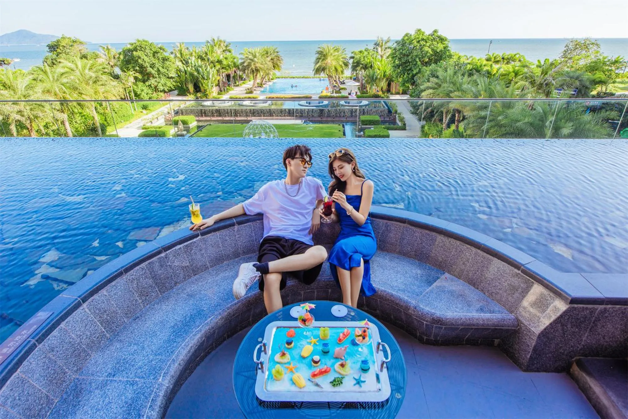 Balcony/Terrace in DoubleTree by Hilton Shanwei