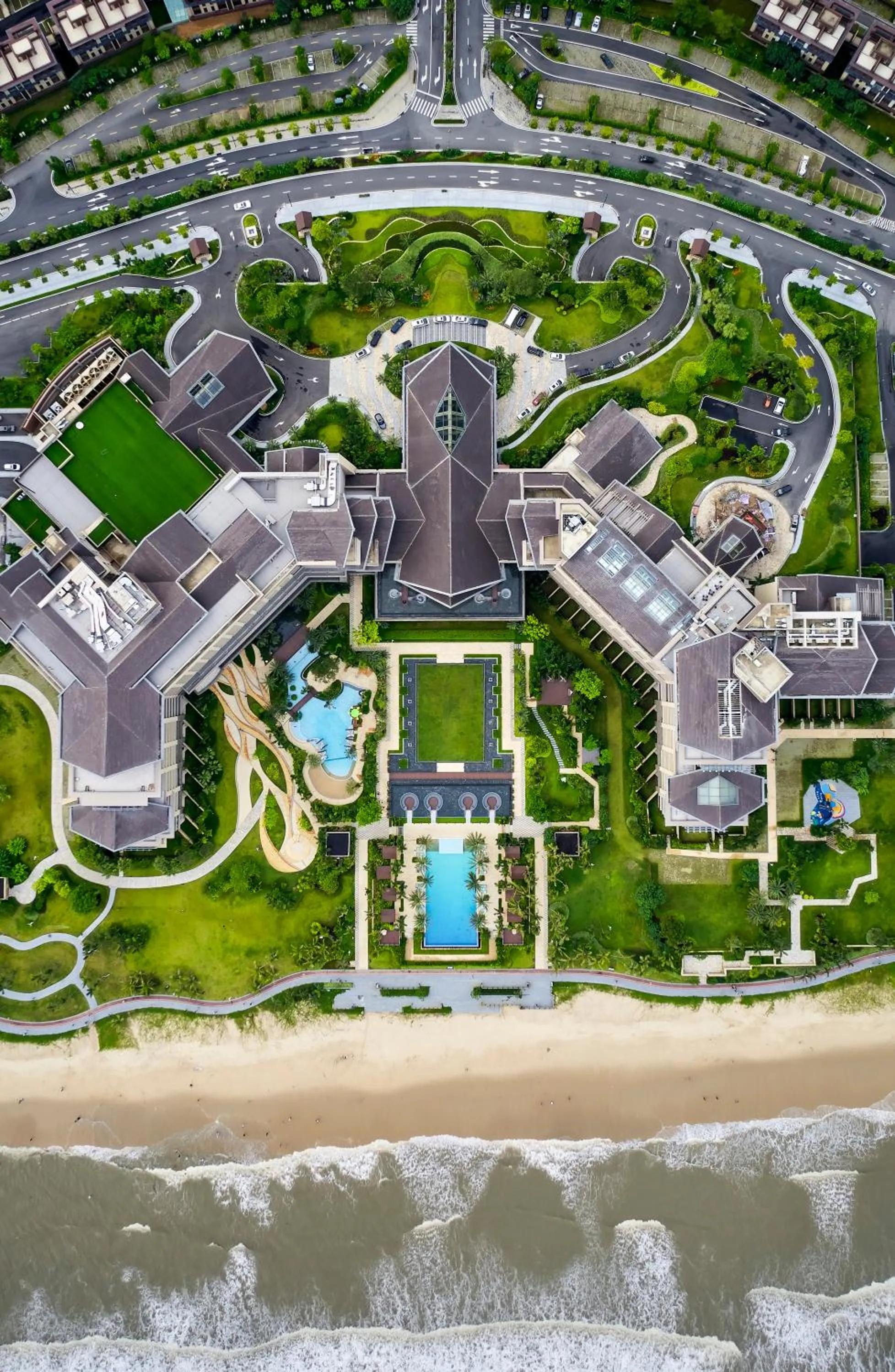 Beach in DoubleTree by Hilton Shanwei