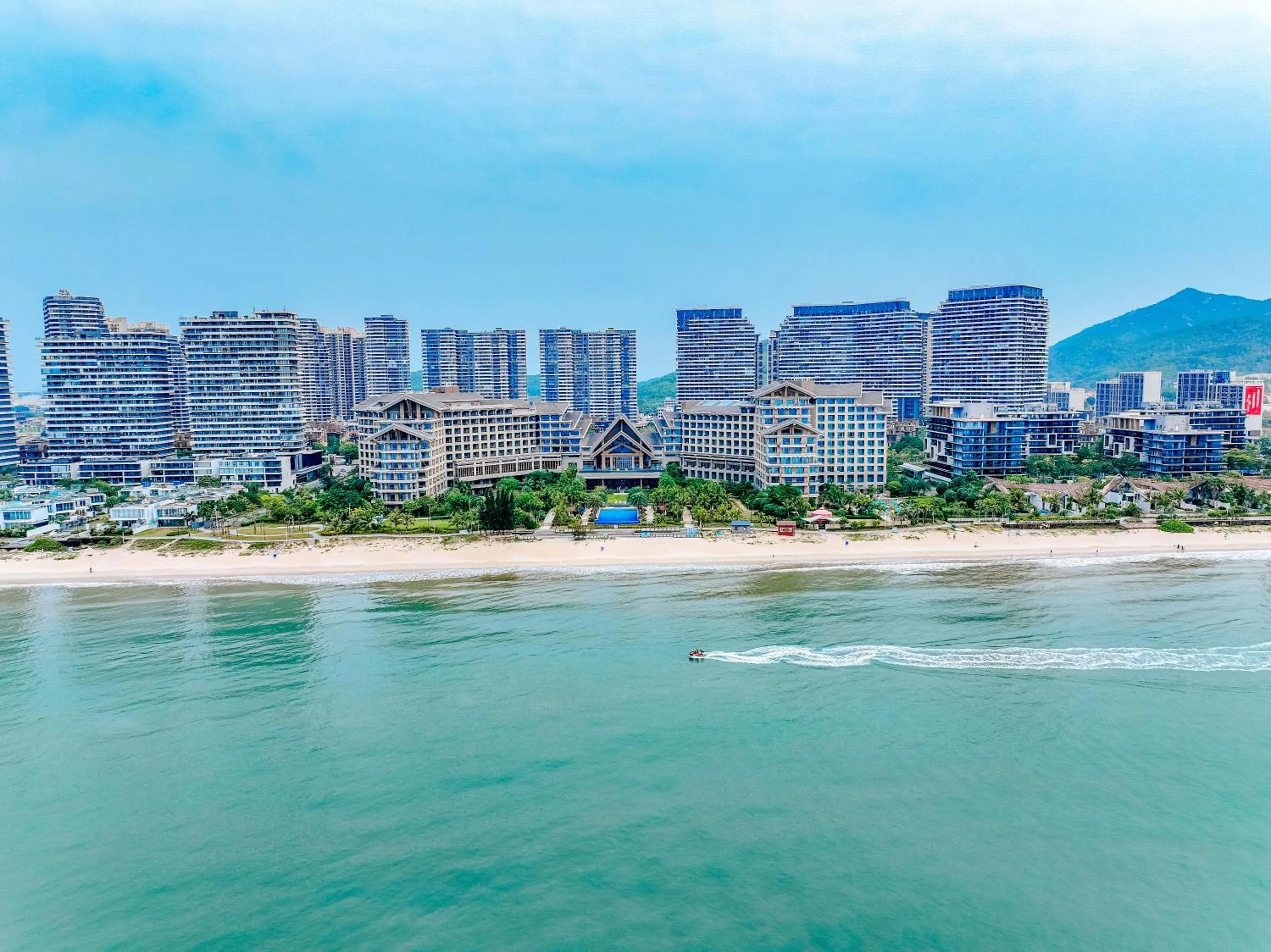 Property building in DoubleTree by Hilton Shanwei