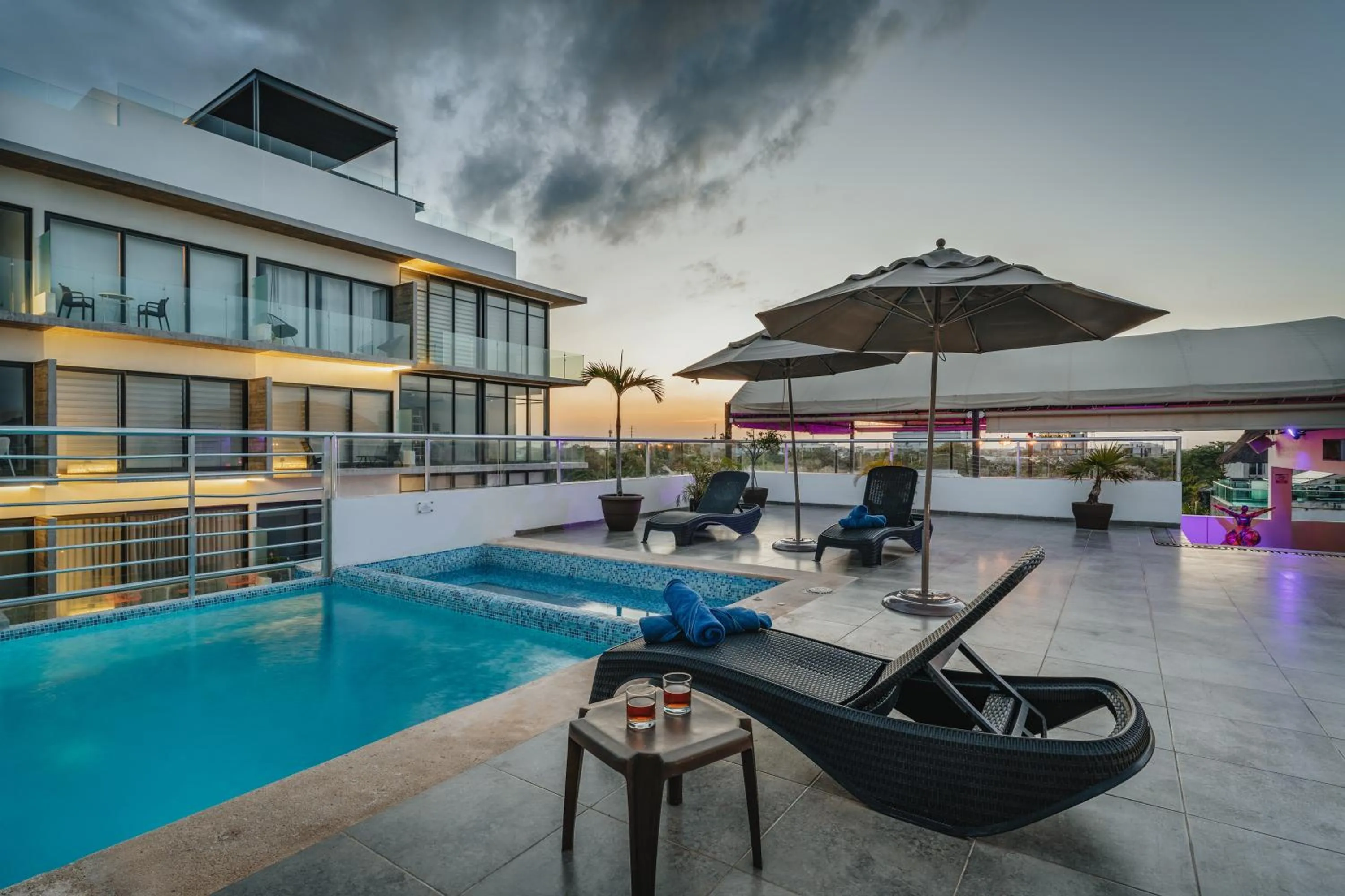 Swimming pool in Soho Playa Hotel