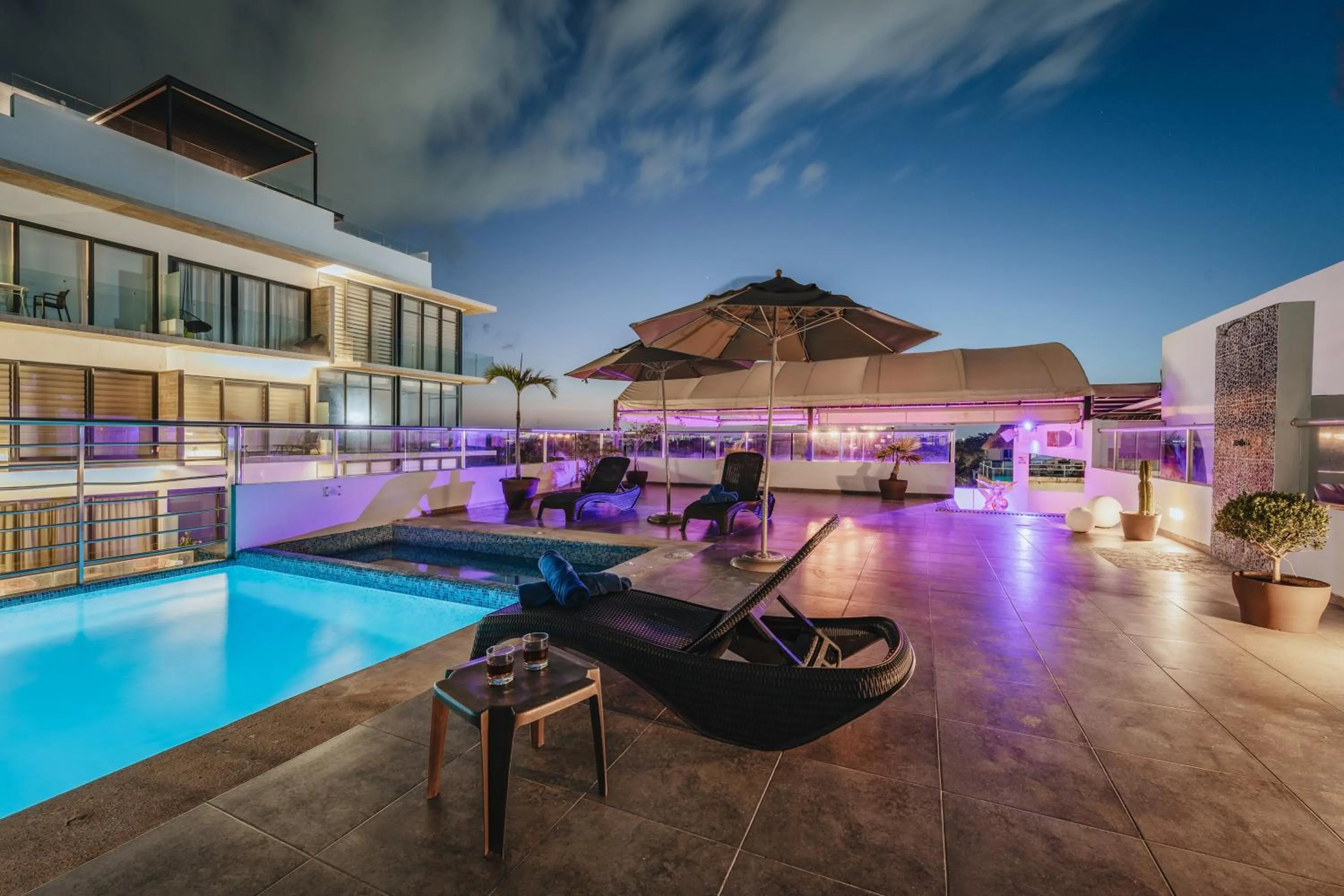 Swimming pool in Soho Playa Hotel