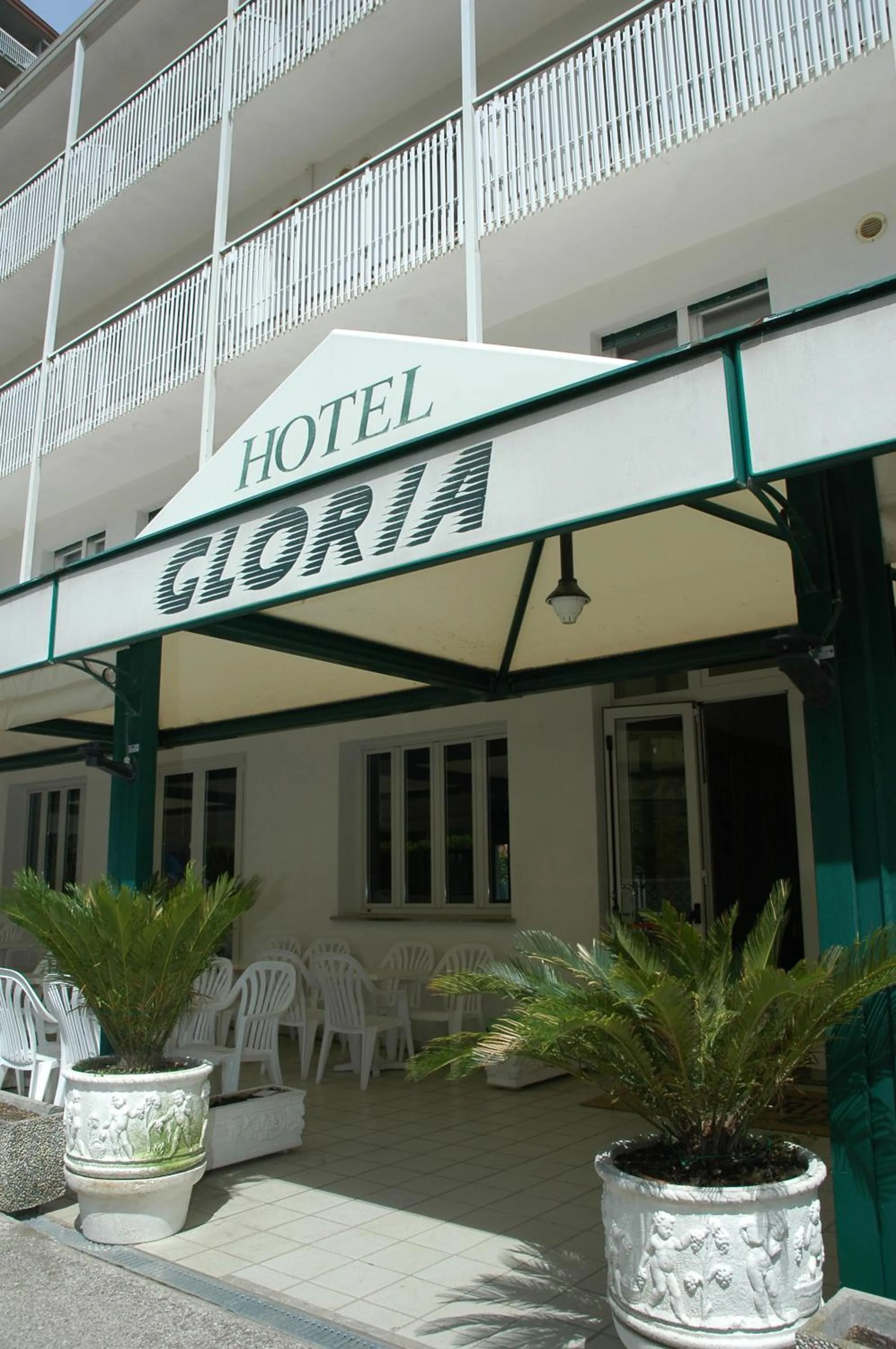 Facade/entrance in Hotel Gloria