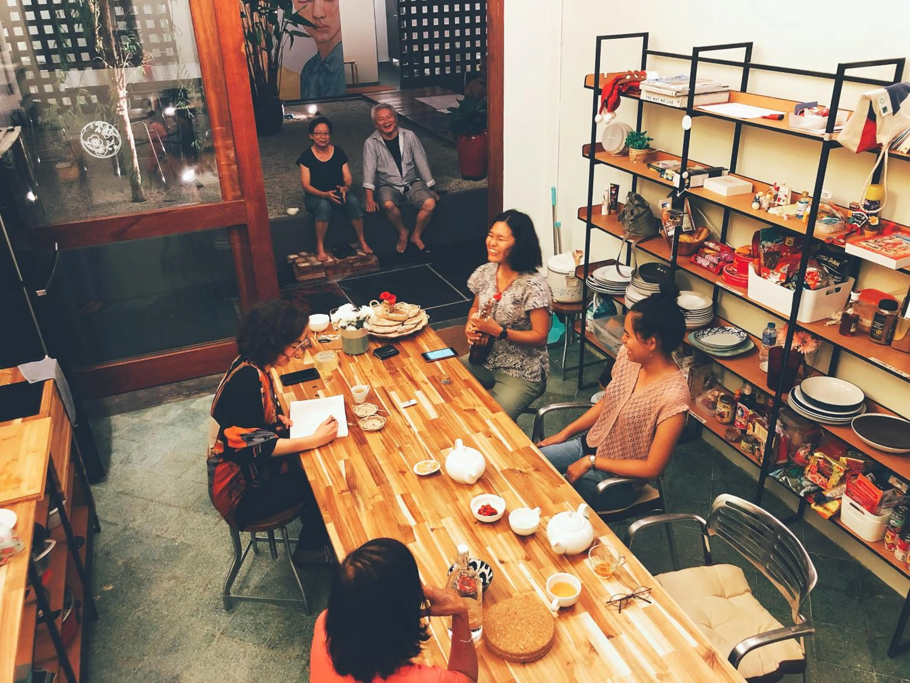 Kitchen or kitchenette in Yu Cafe Hostel