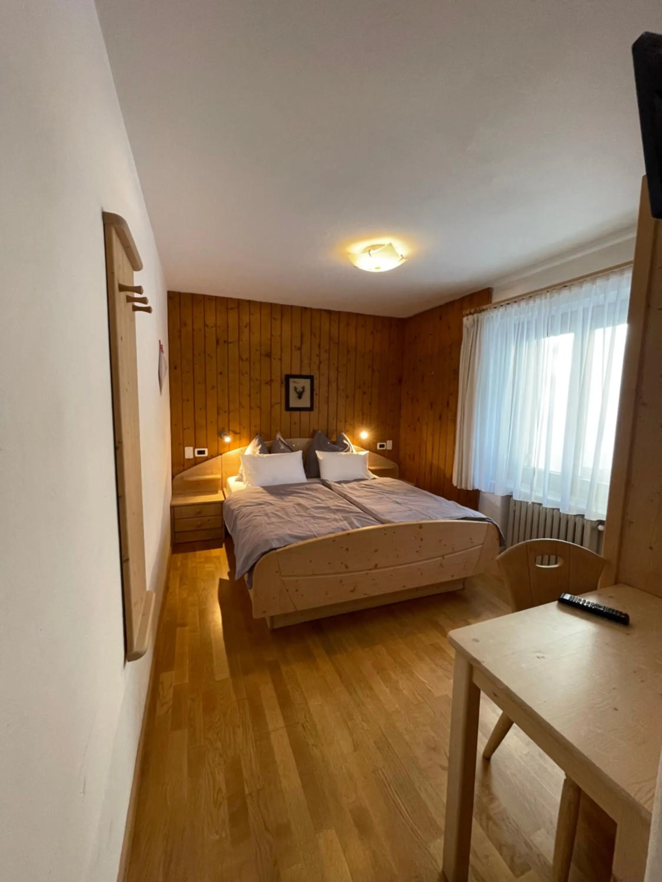 Bedroom, Bed in Lamirì