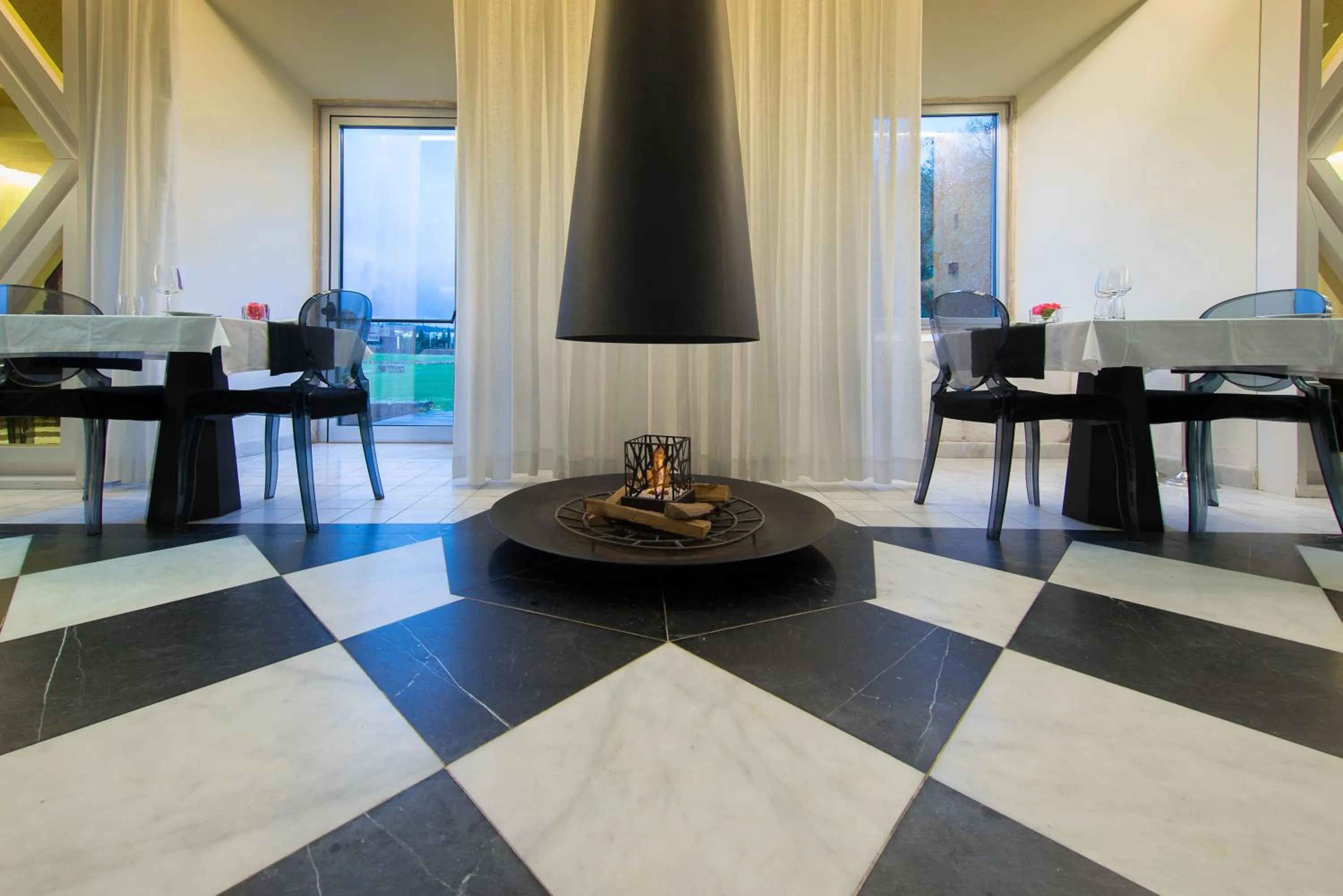 Restaurant/places to eat in HD | Duecitânia Design Hotel