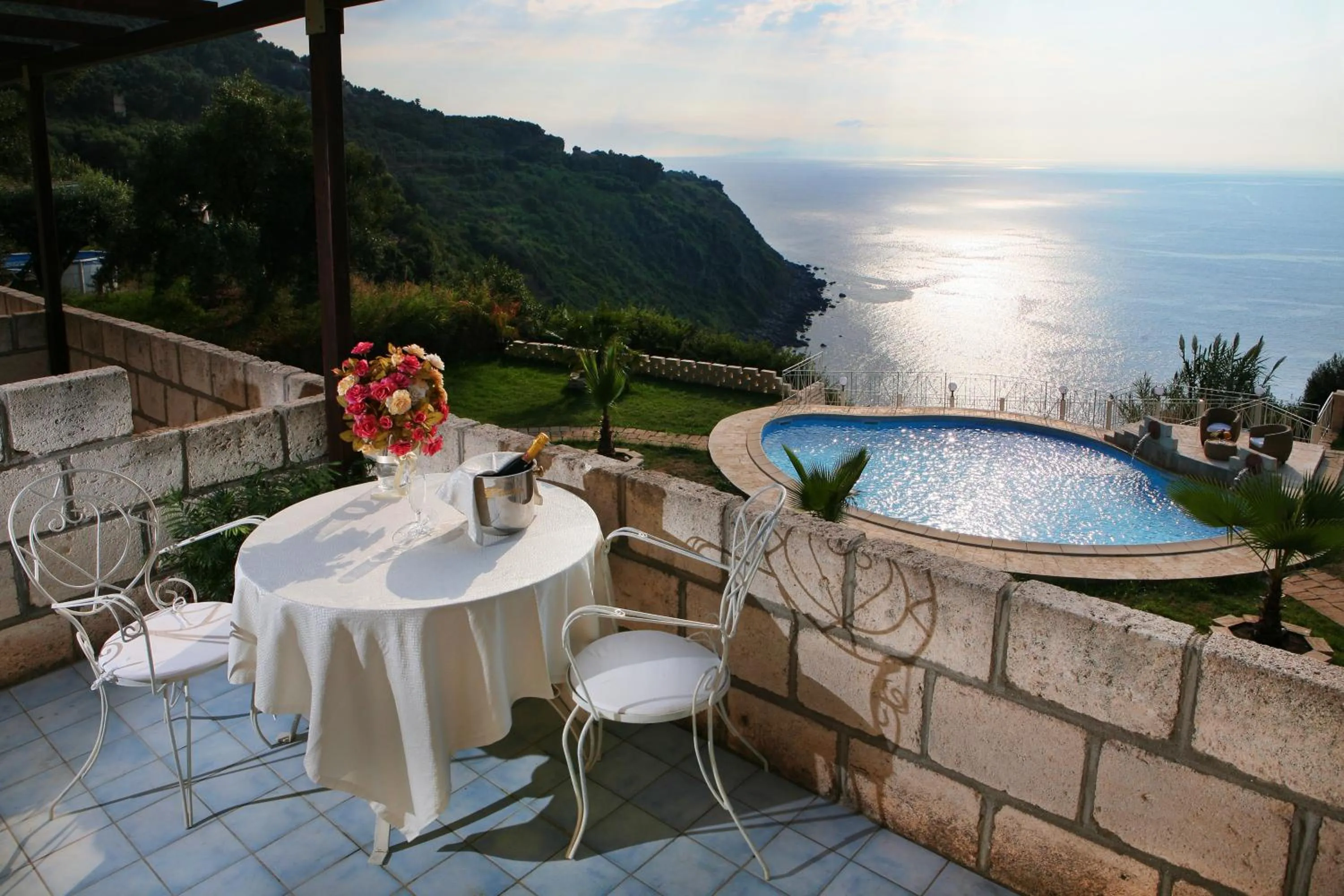 Balcony/Terrace in CapoSperone Resort