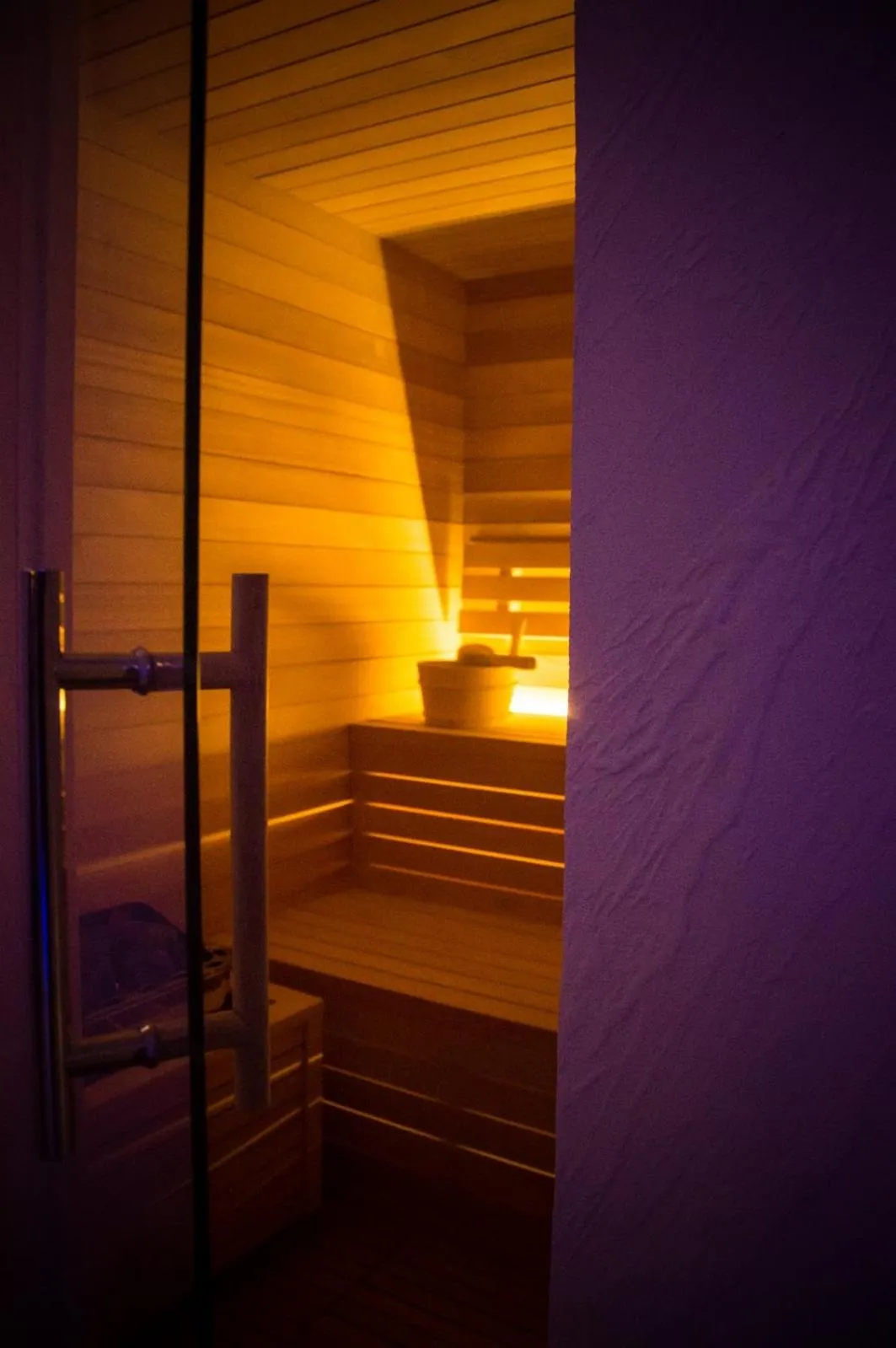 Sauna, Bed in CapoSperone Resort