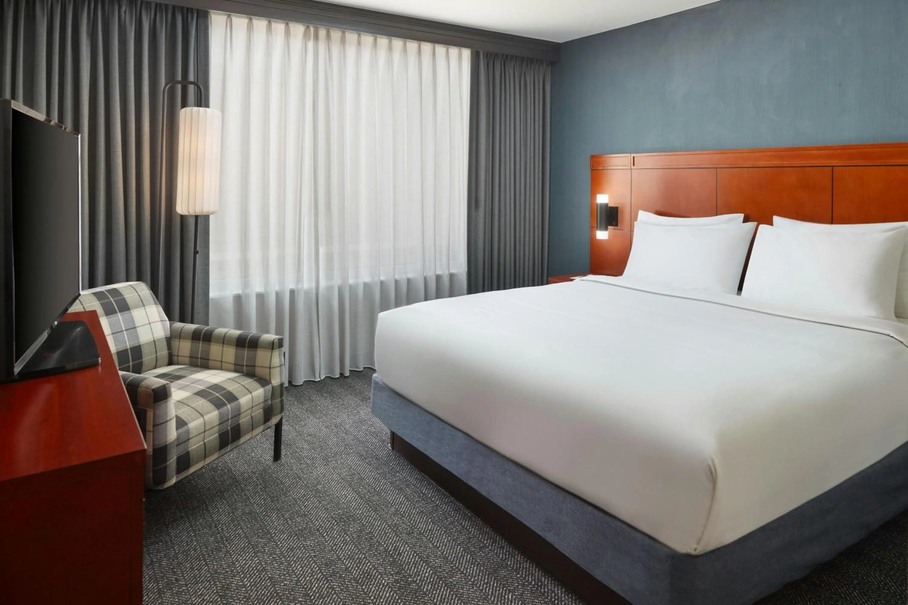 Bedroom, Bed in Courtyard by Marriott Washington, D.C./Foggy Bottom