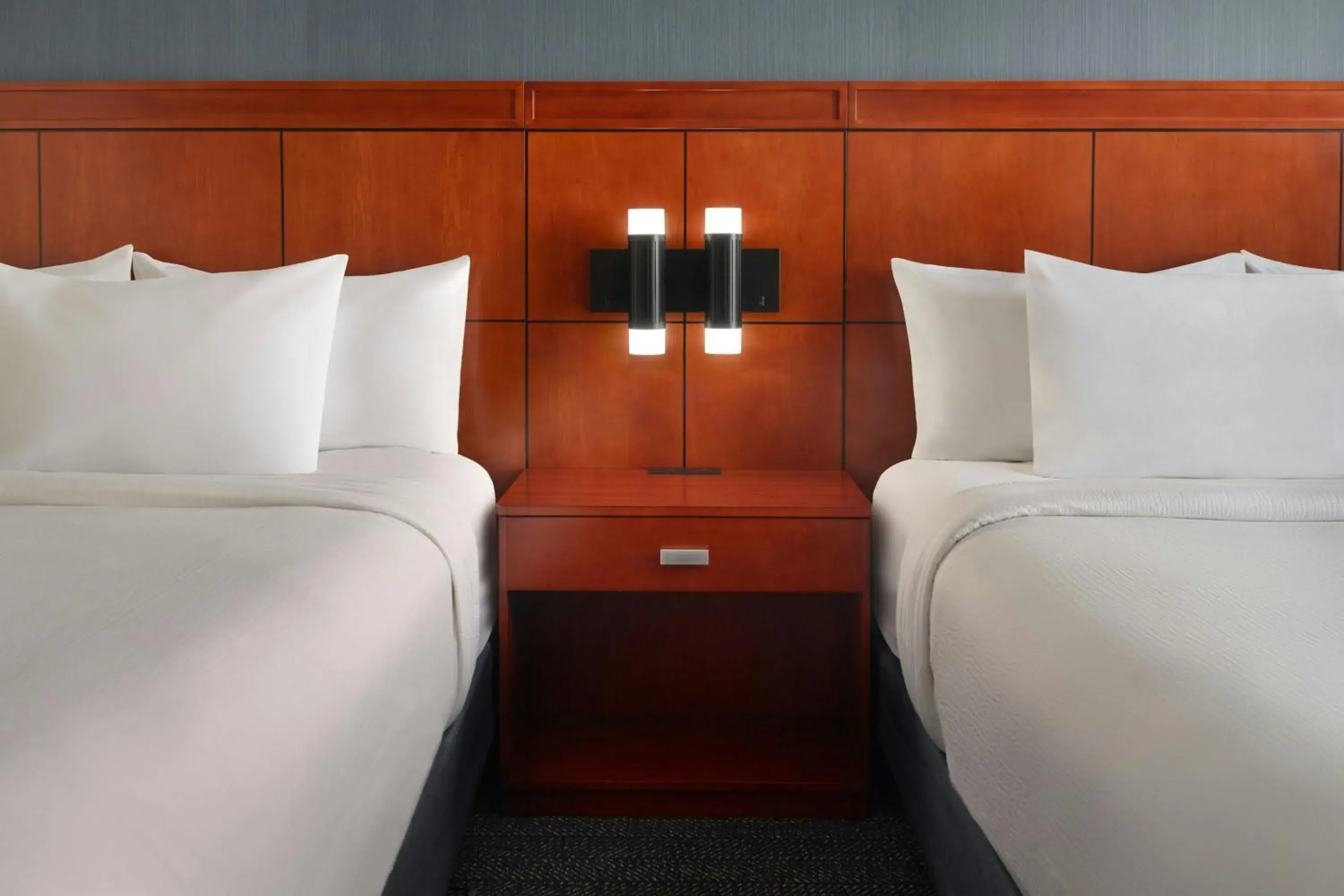 Queen Room with Two Queen Beds in Courtyard by Marriott Washington, D.C./Foggy Bottom Queen Room with Two Queen Beds in Courtyard by Marriott Washington, D.C./Foggy Bottom