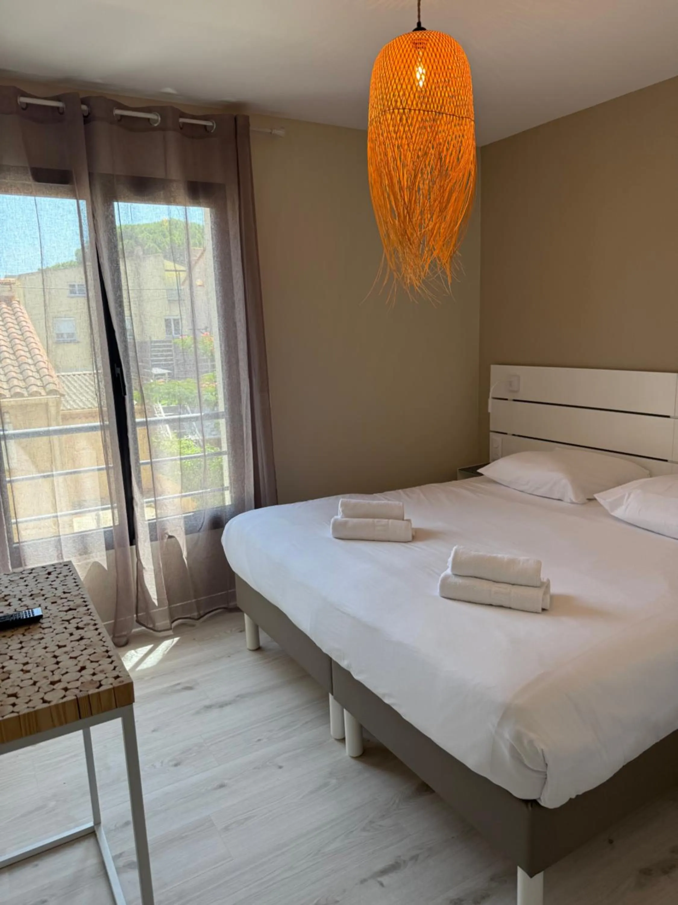 Photo of the whole room, Bed in Hotel Aquarius