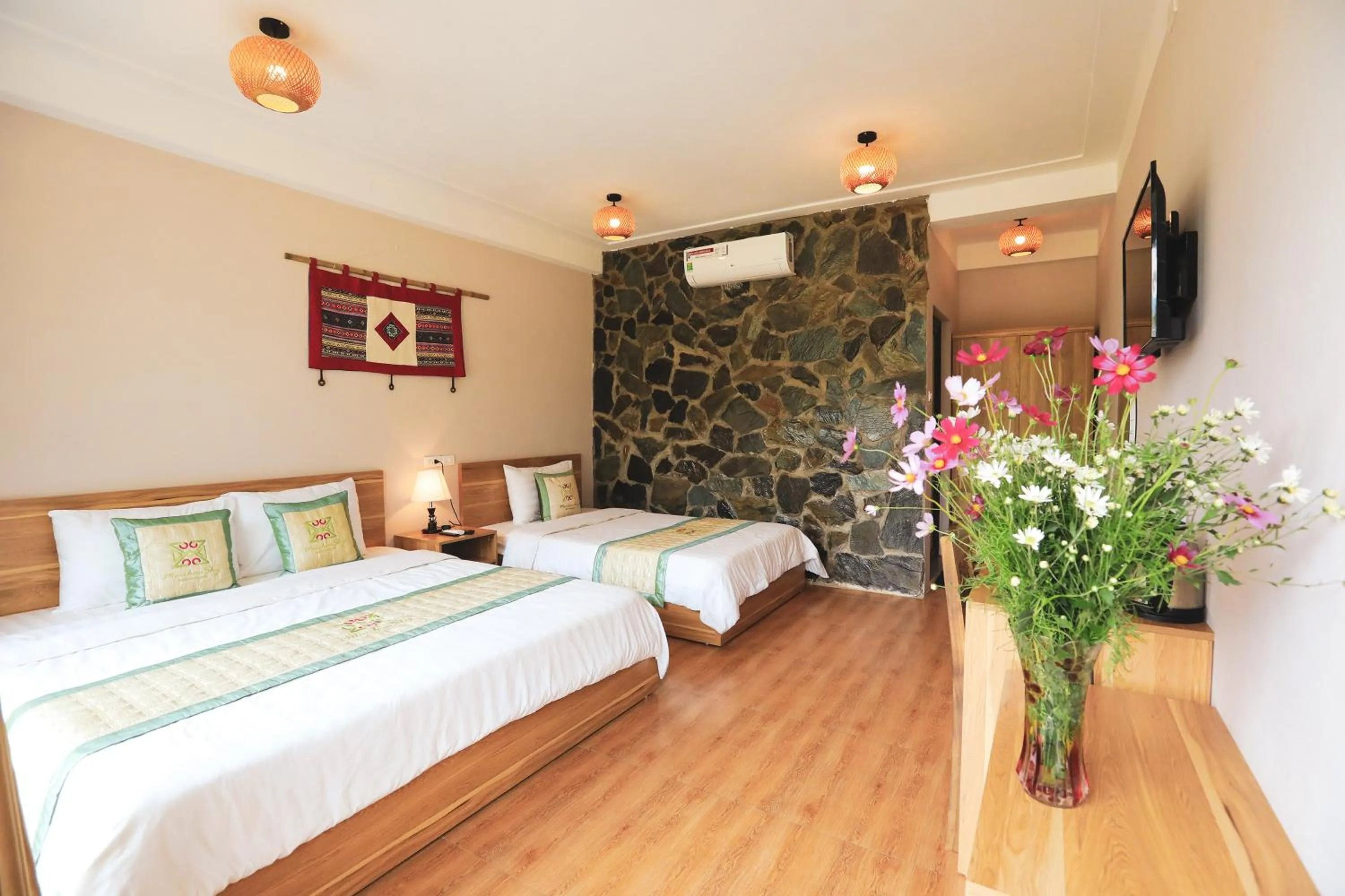 Bedroom, Bed in Mai Chau Sky Resort