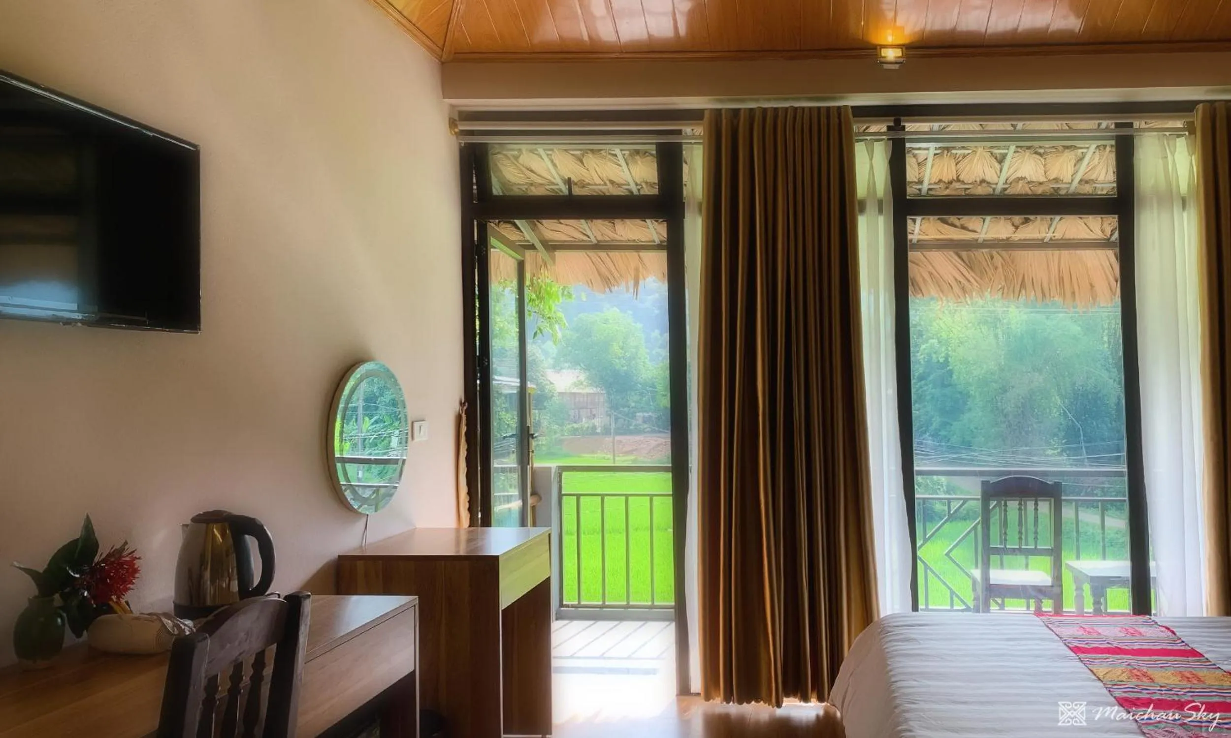 Living room, Bed in Mai Chau Sky Resort