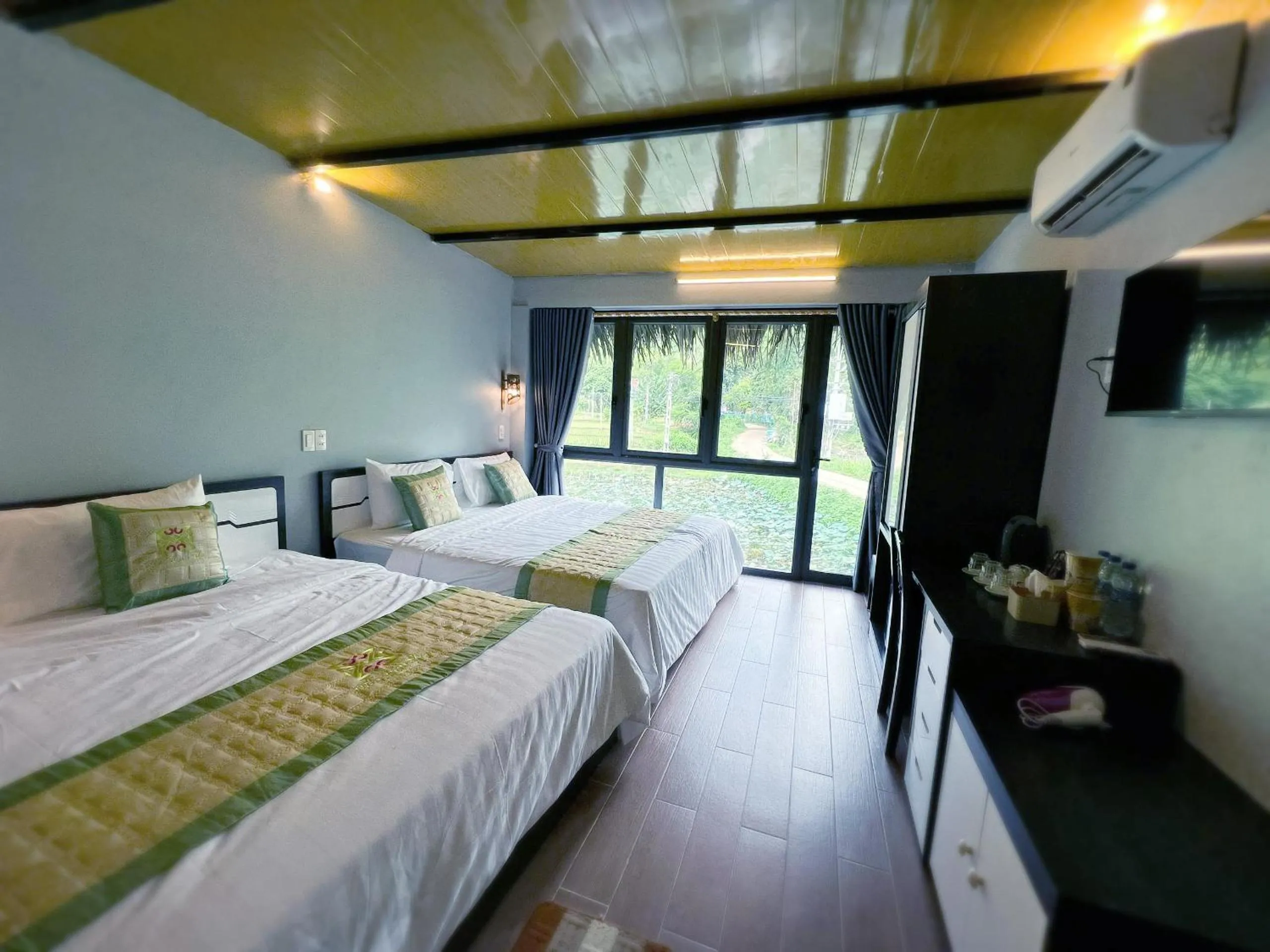 Triple Room with Lake View in Mai Chau Sky Resort
