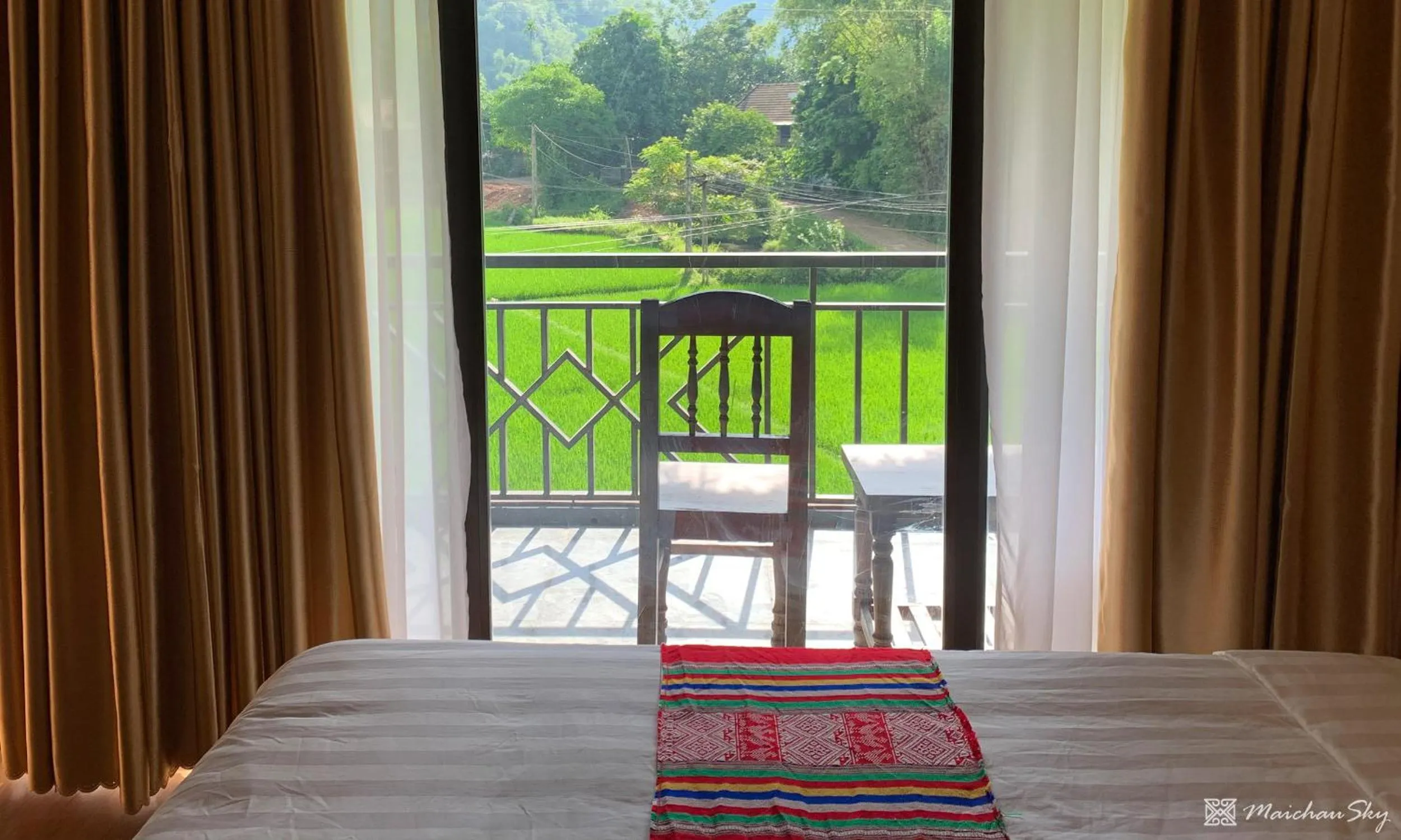 Mountain view, Bed in Mai Chau Sky Resort
