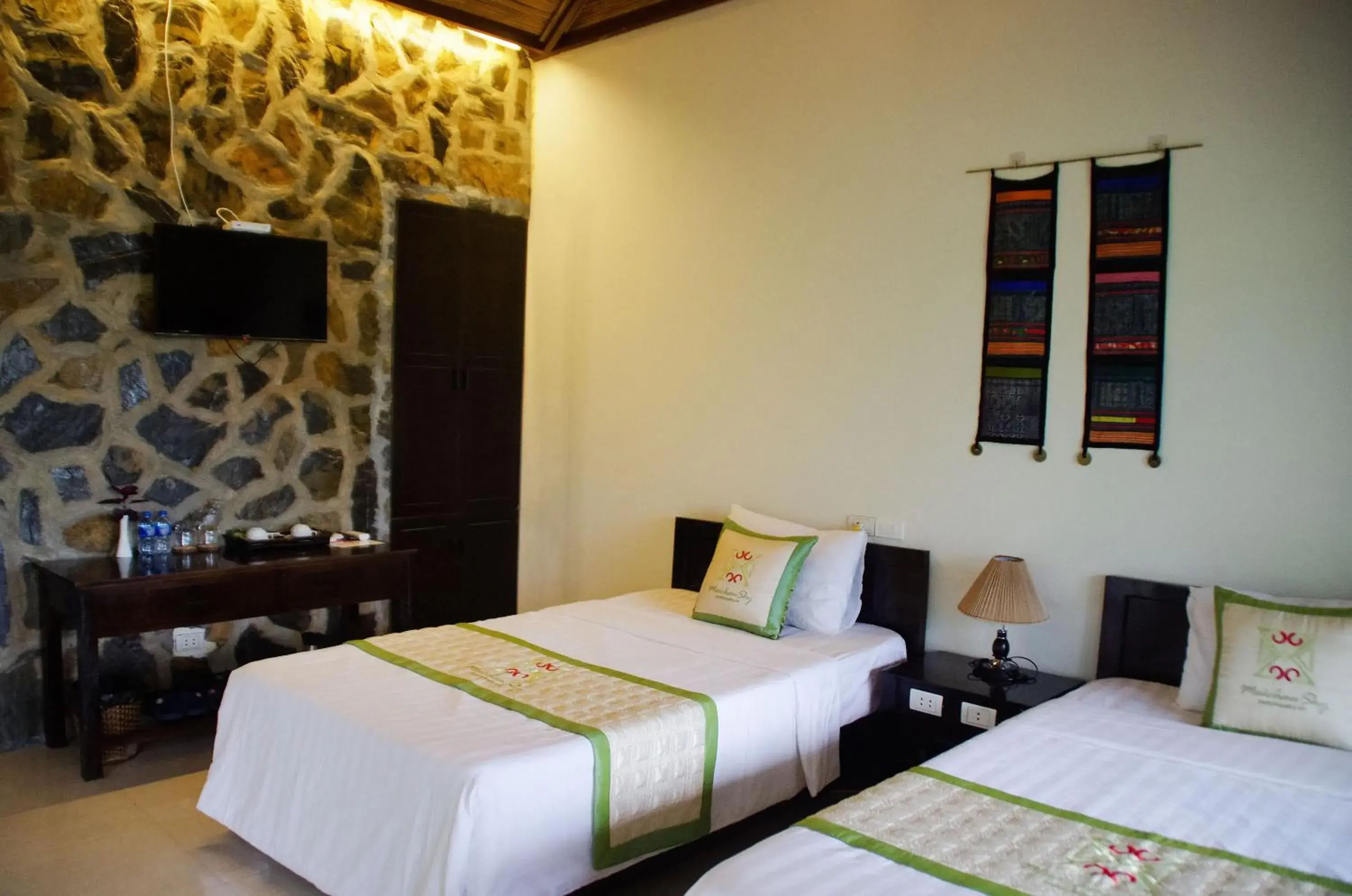 Bungalow Suite Mountain View in Mai Chau Sky Resort Bungalow Suite Mountain View in Mai Chau Sky Resort