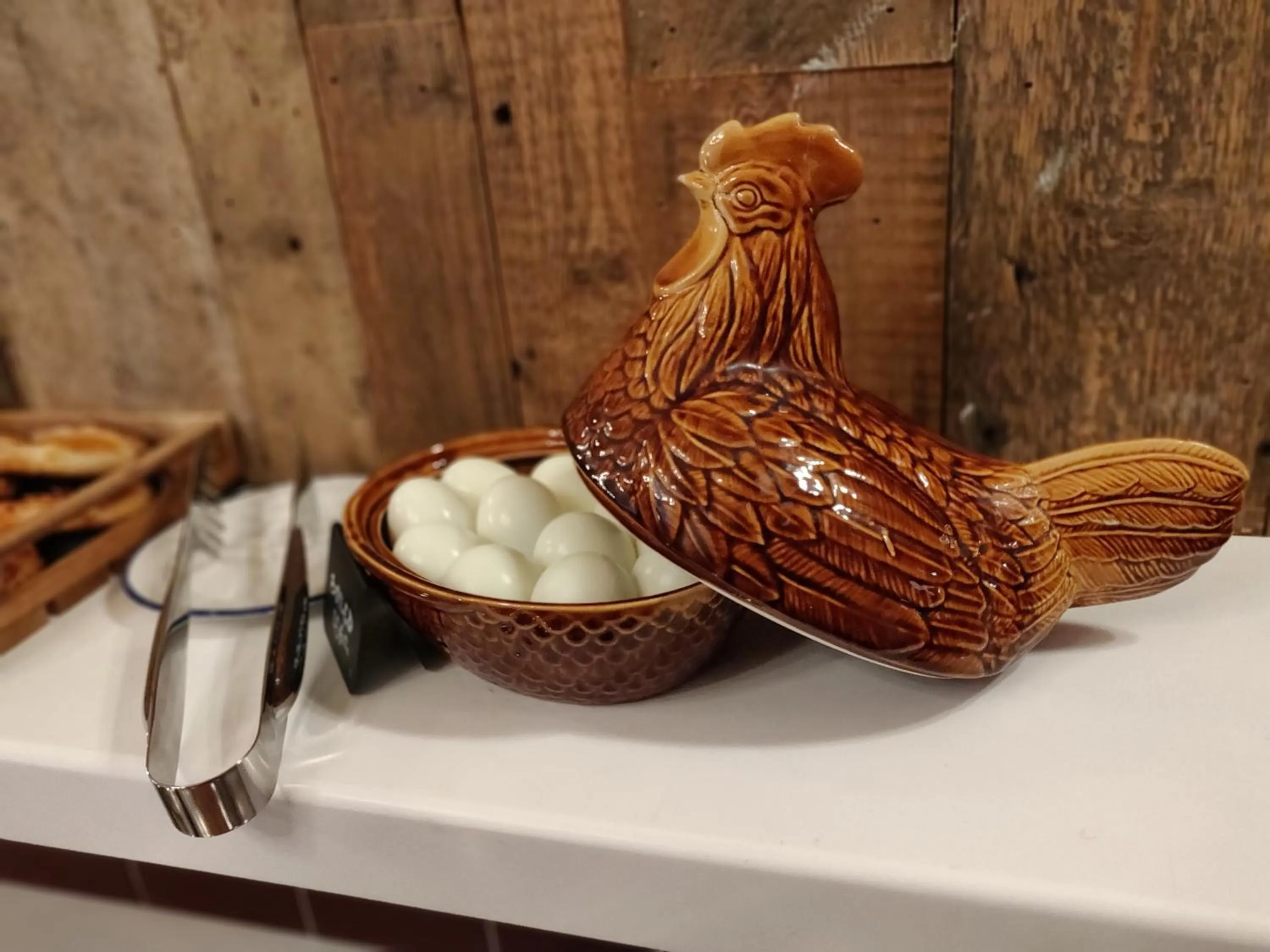 Breakfast in Rokeby Manor