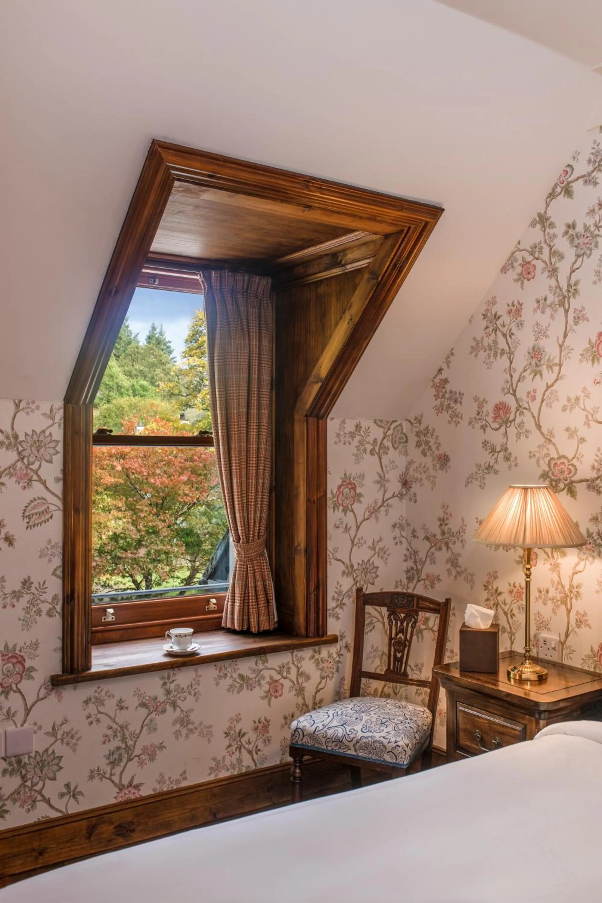Bedroom, Bed in Rokeby Manor