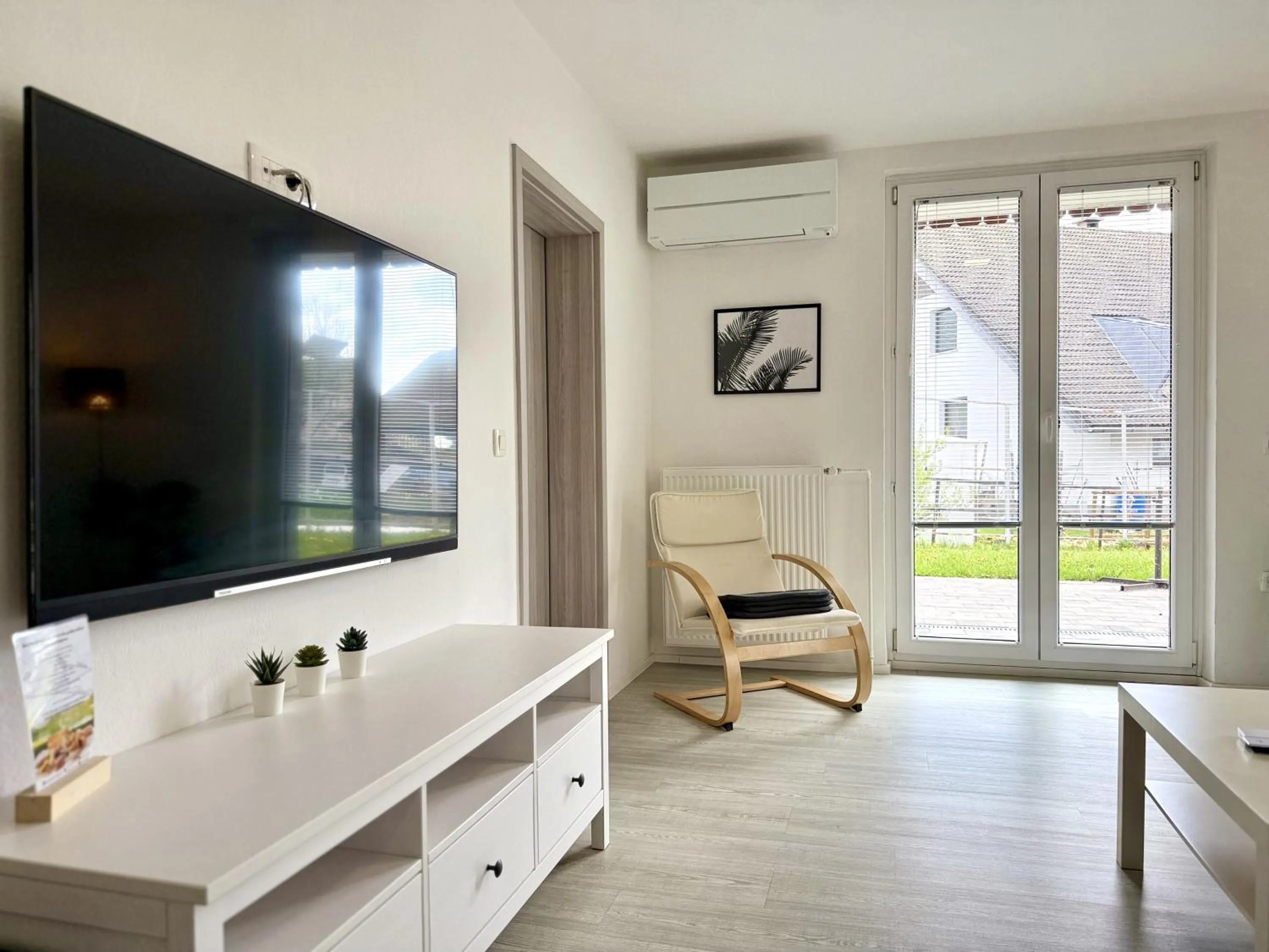 TV and multimedia in Guest house Kobal