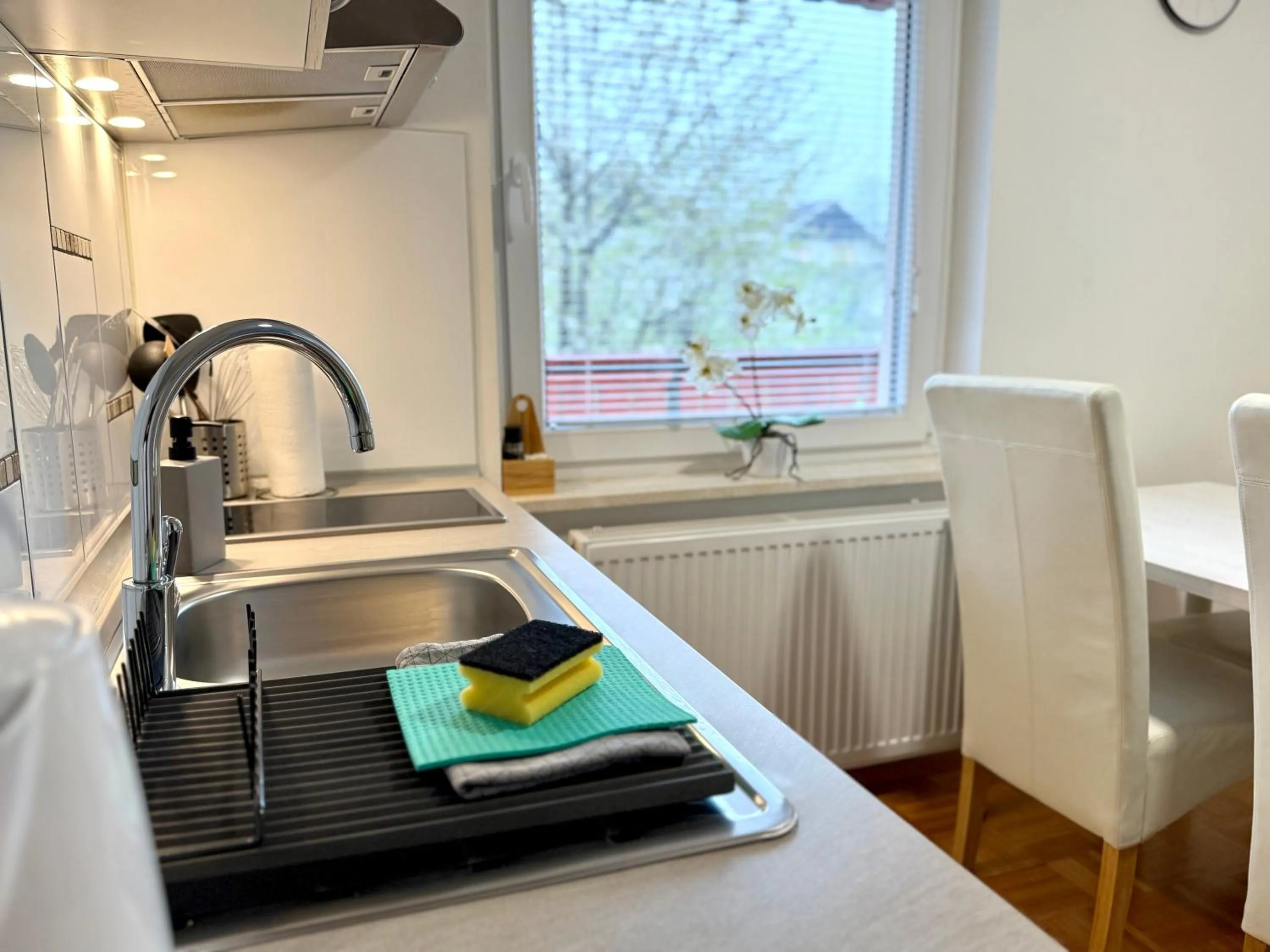 Kitchen or kitchenette in Guest house Kobal