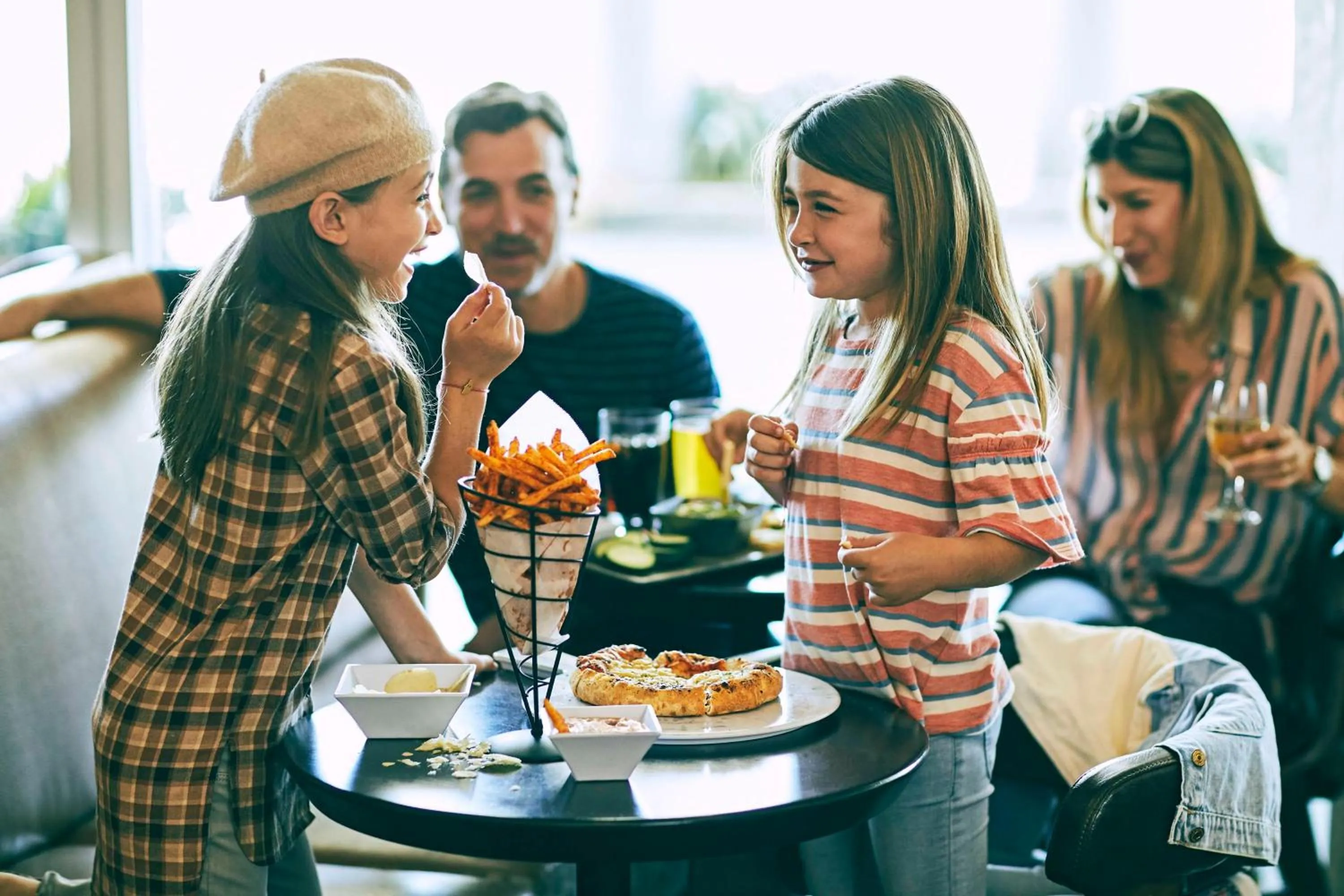 Restaurant/places to eat in Hyatt Place Roanoke Airport / Valley View Mall