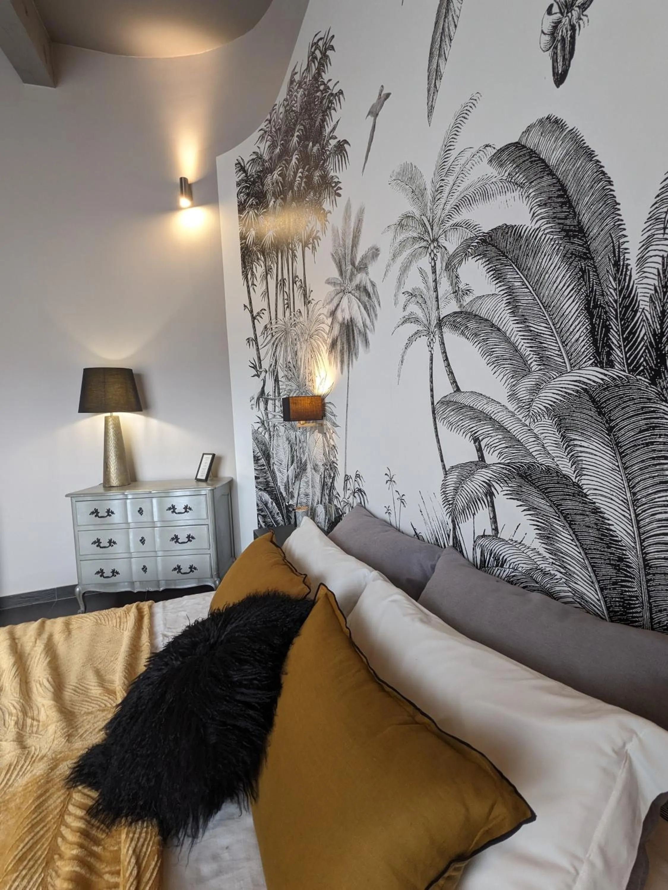 Photo of the whole room, Bed in Le Mas Del Cavalier