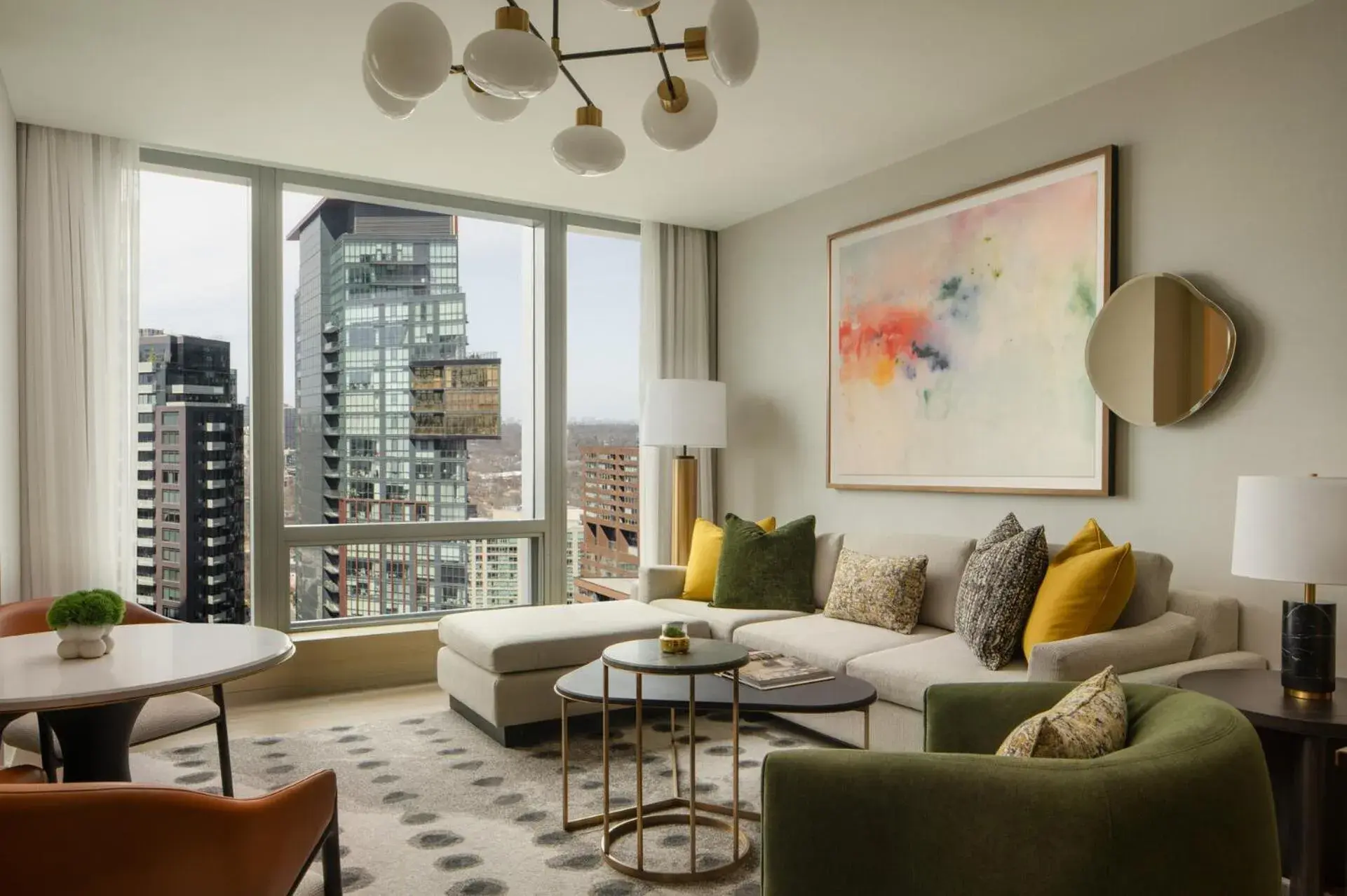 Premier One-Bedroom Suite in Four Seasons Hotel Toronto Premier One-Bedroom Suite in Four Seasons Hotel Toronto