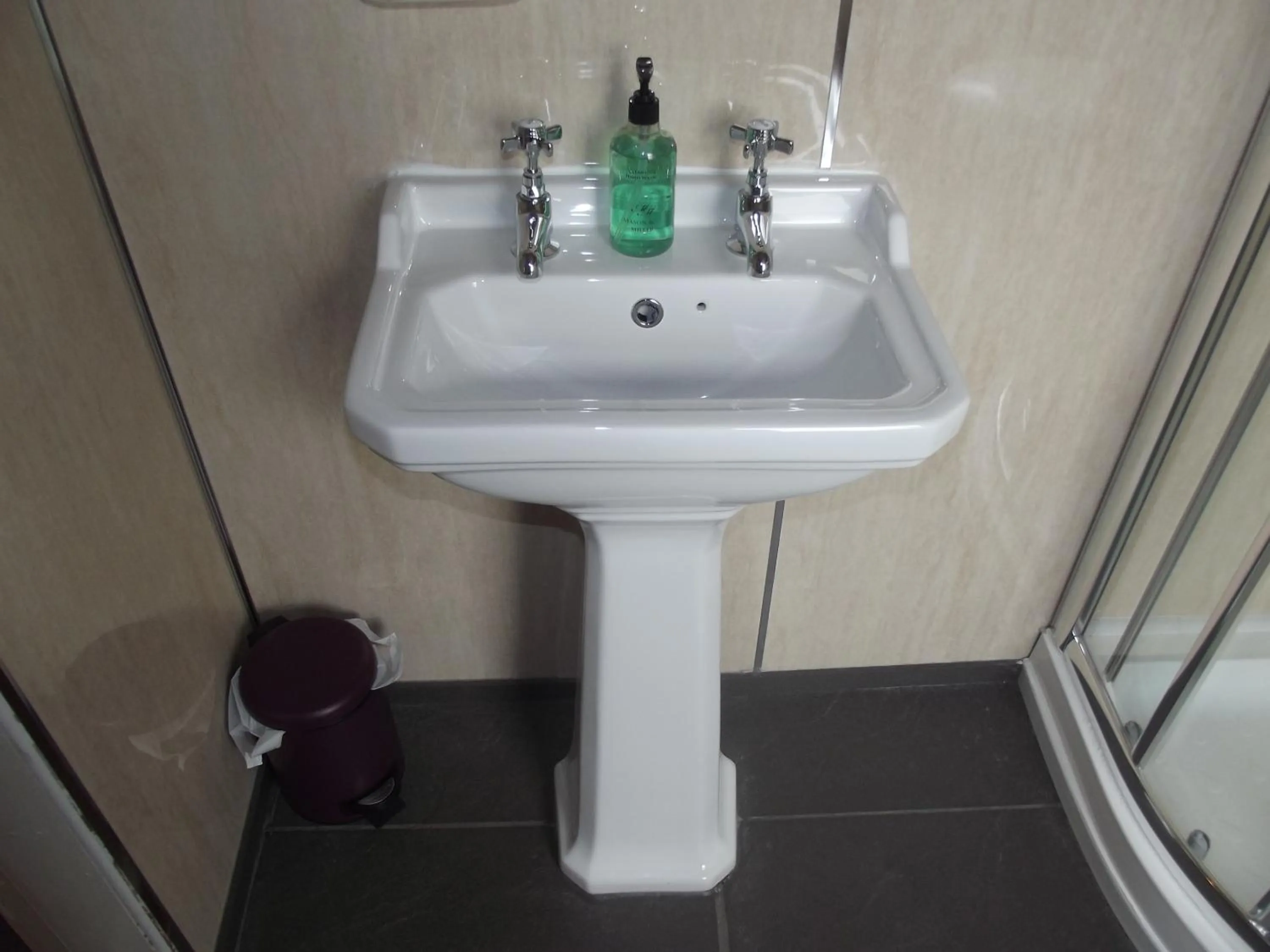 Bathroom in Ardmeanach