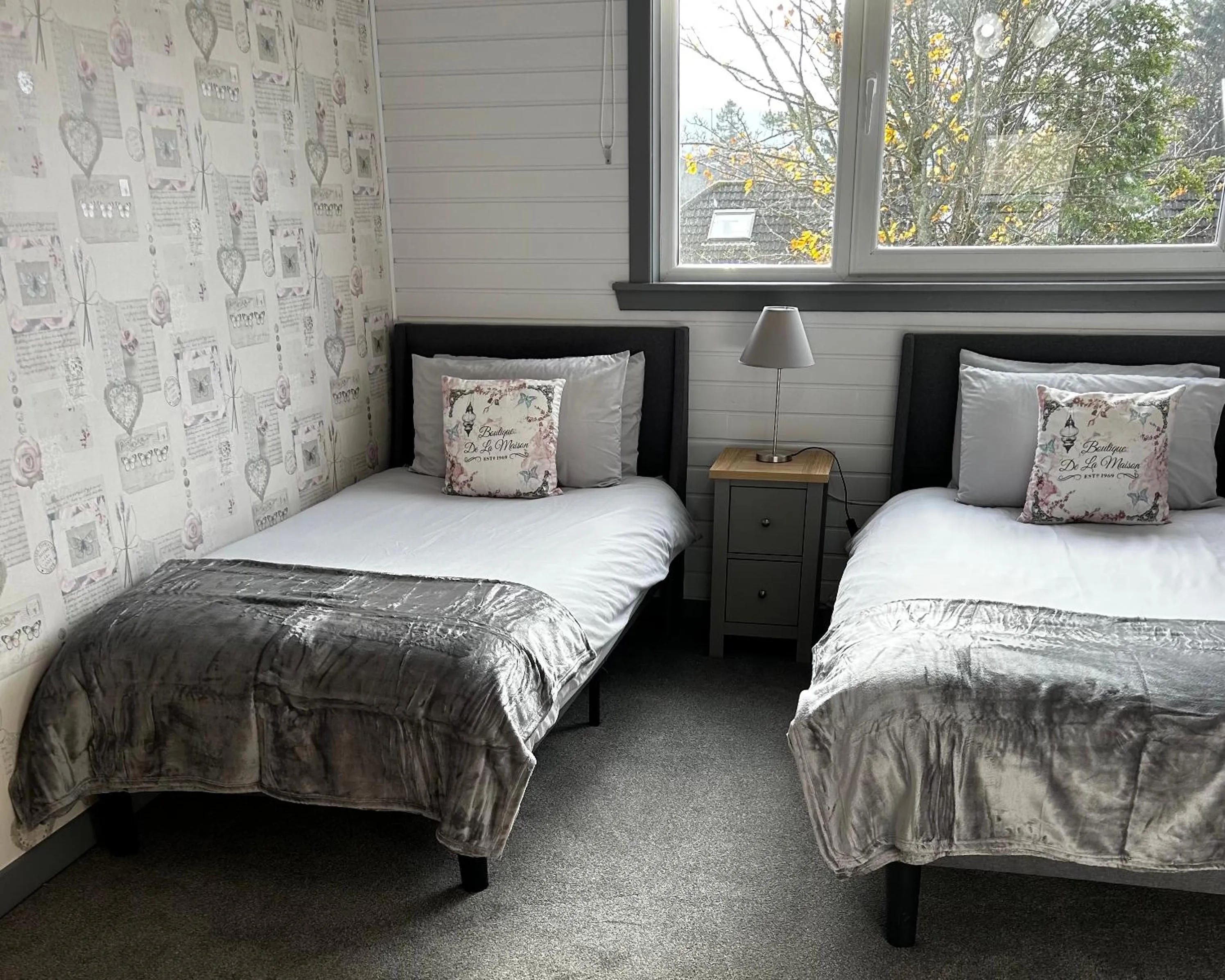 Bedroom, Bed in Dunroamin Bed and Breakfast