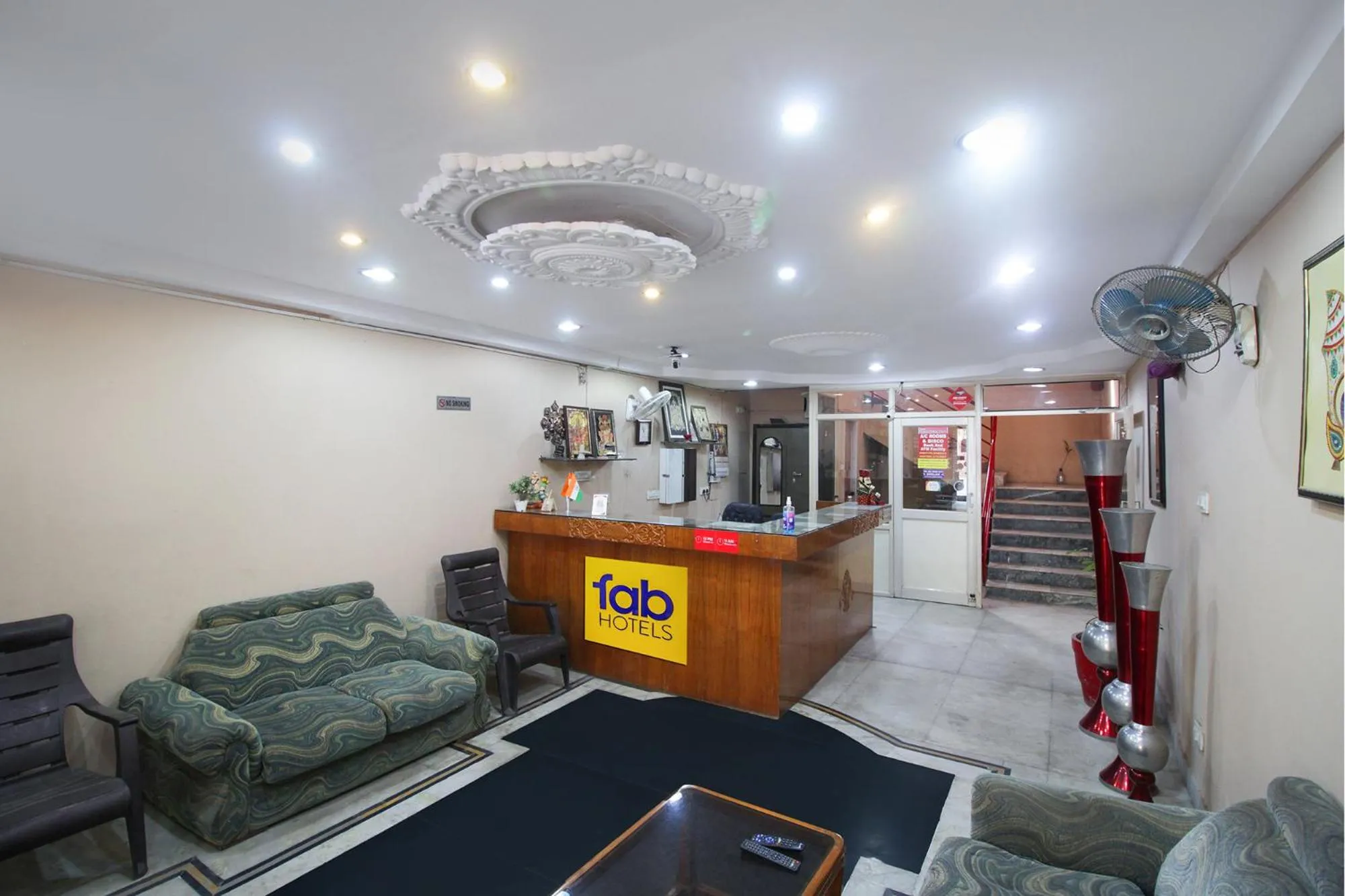 Lobby or reception in Hotel Pinjore Holiday Home
