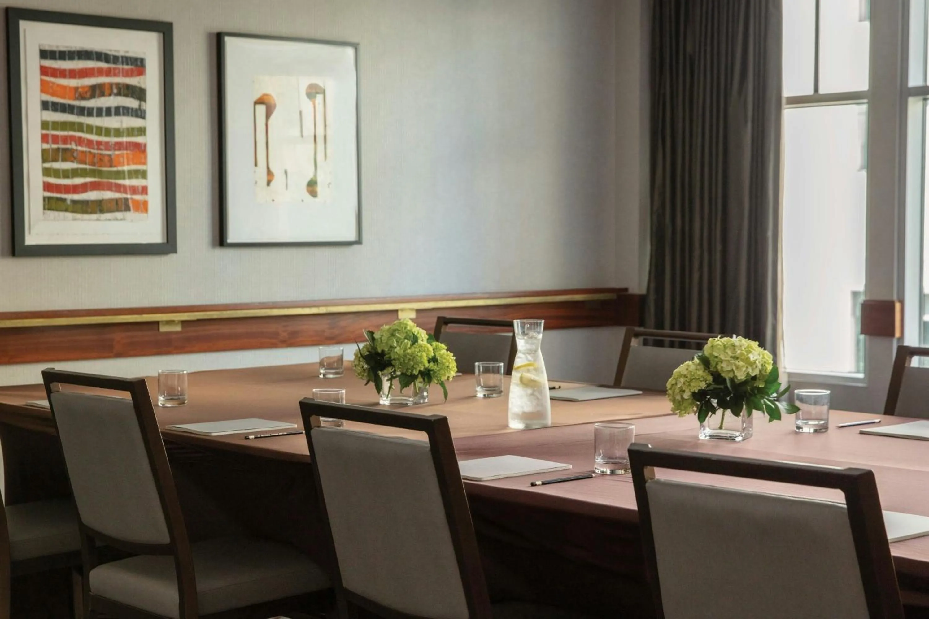 Meeting/conference room in Alma San Diego Downtown, a Tribute Portfolio Hotel