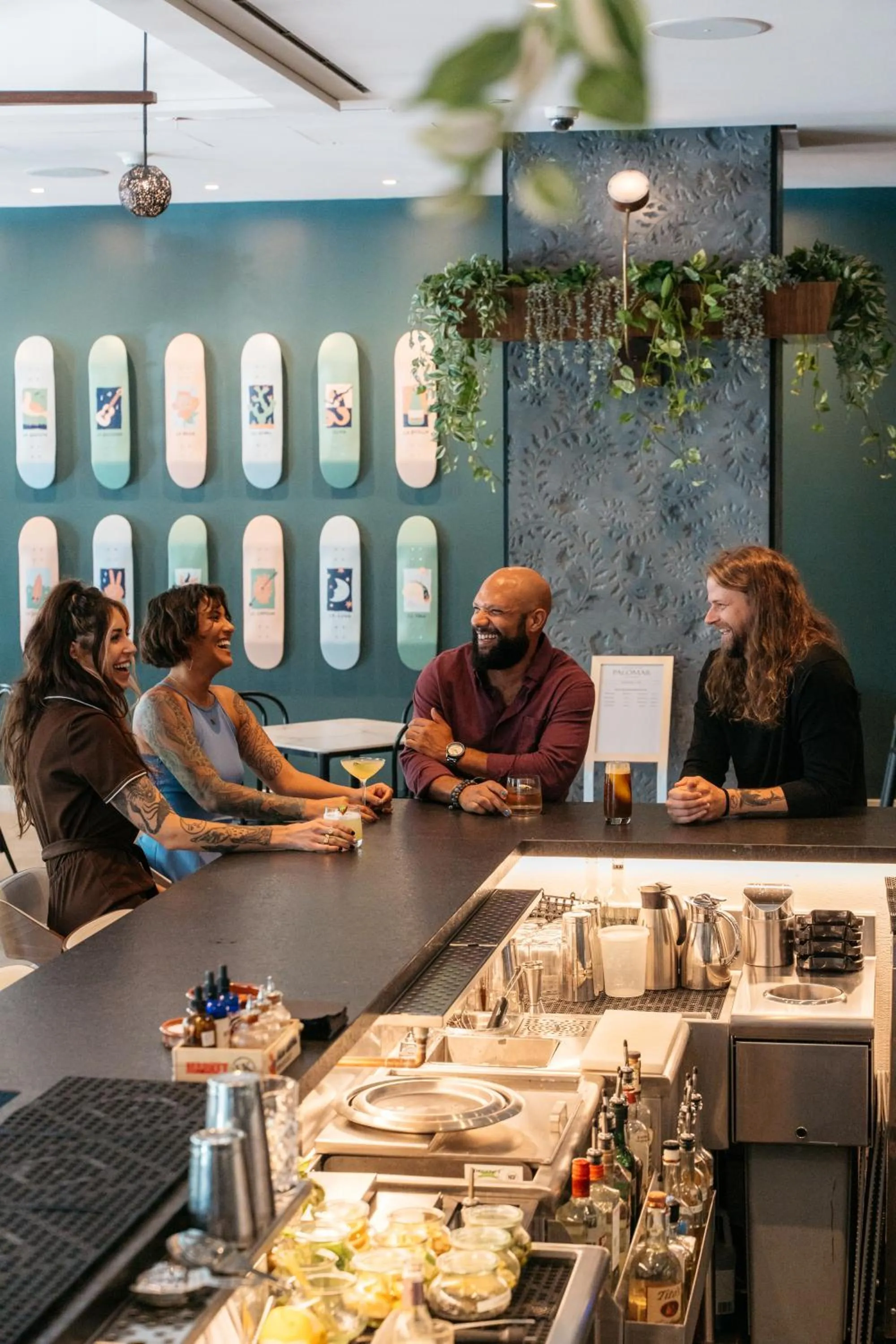 Lounge or bar in Alma San Diego Downtown, a Tribute Portfolio Hotel