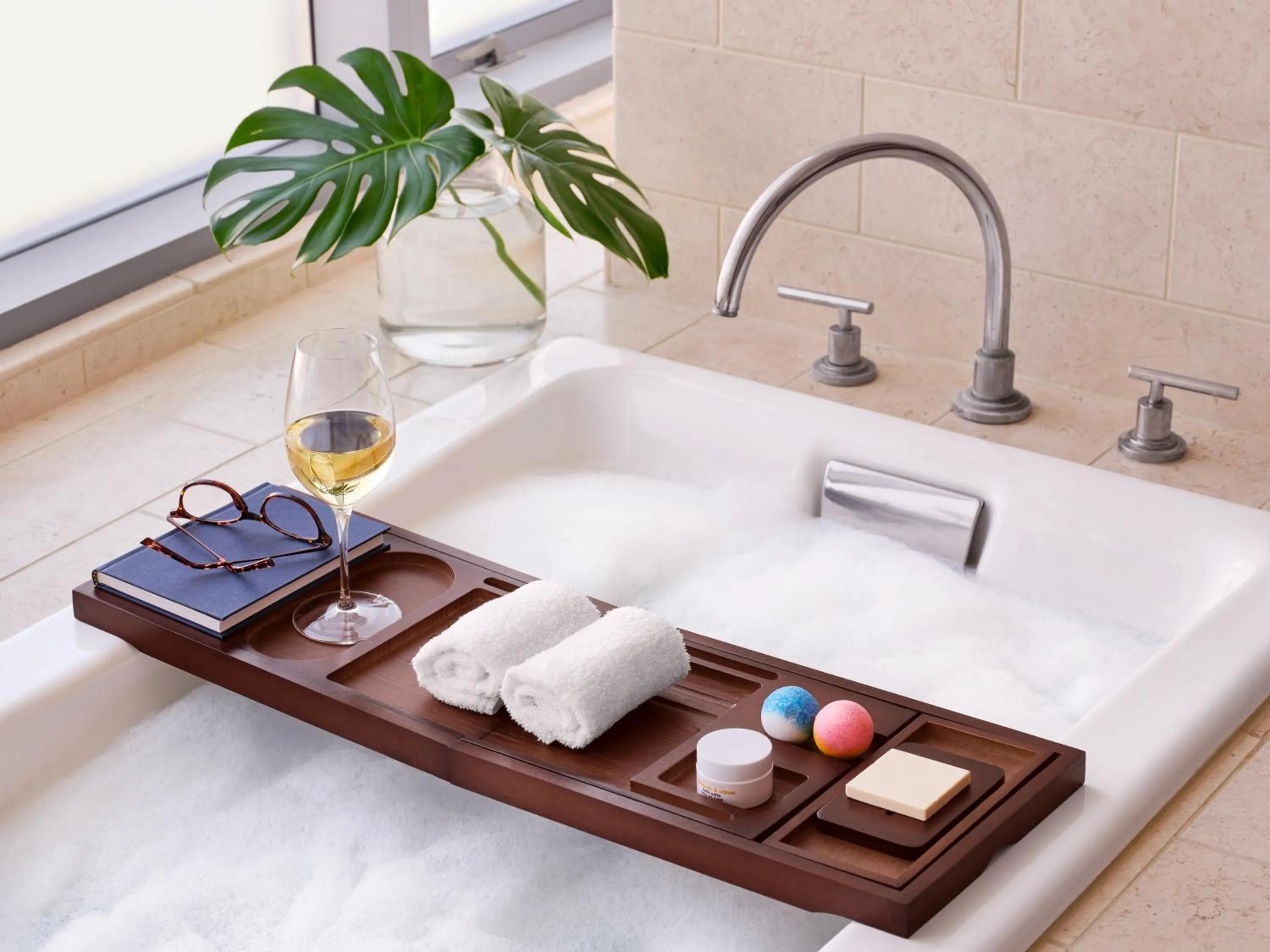 Bathroom in Alma San Diego Downtown, a Tribute Portfolio Hotel