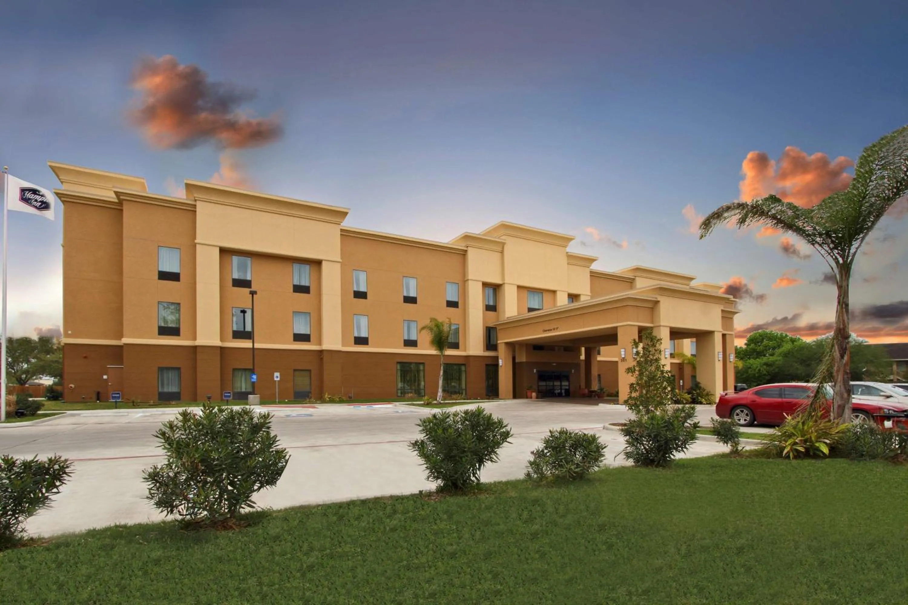Property building in Hampton Inn Beeville