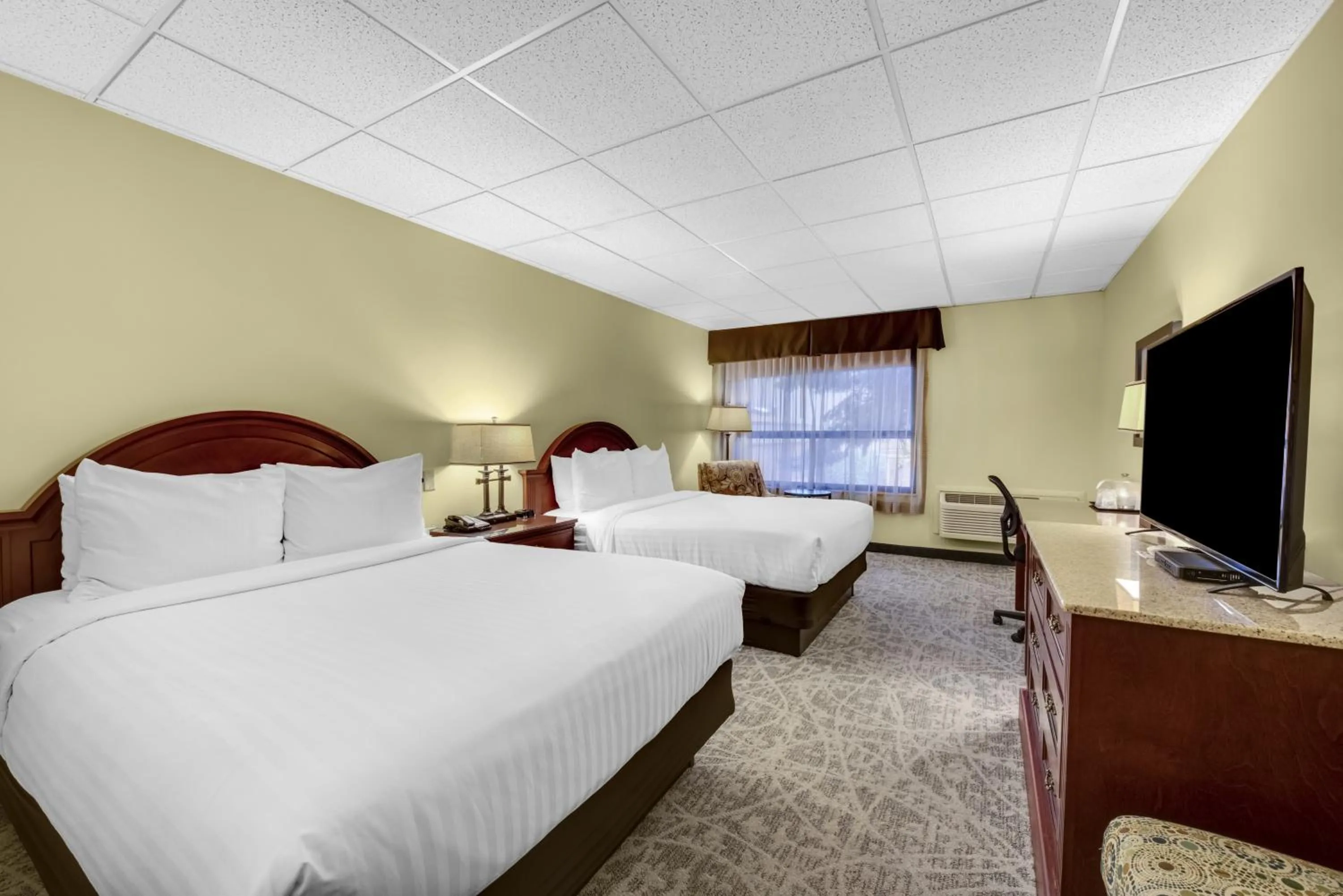 Bedroom, Bed in The Academy Hotel Colorado Springs