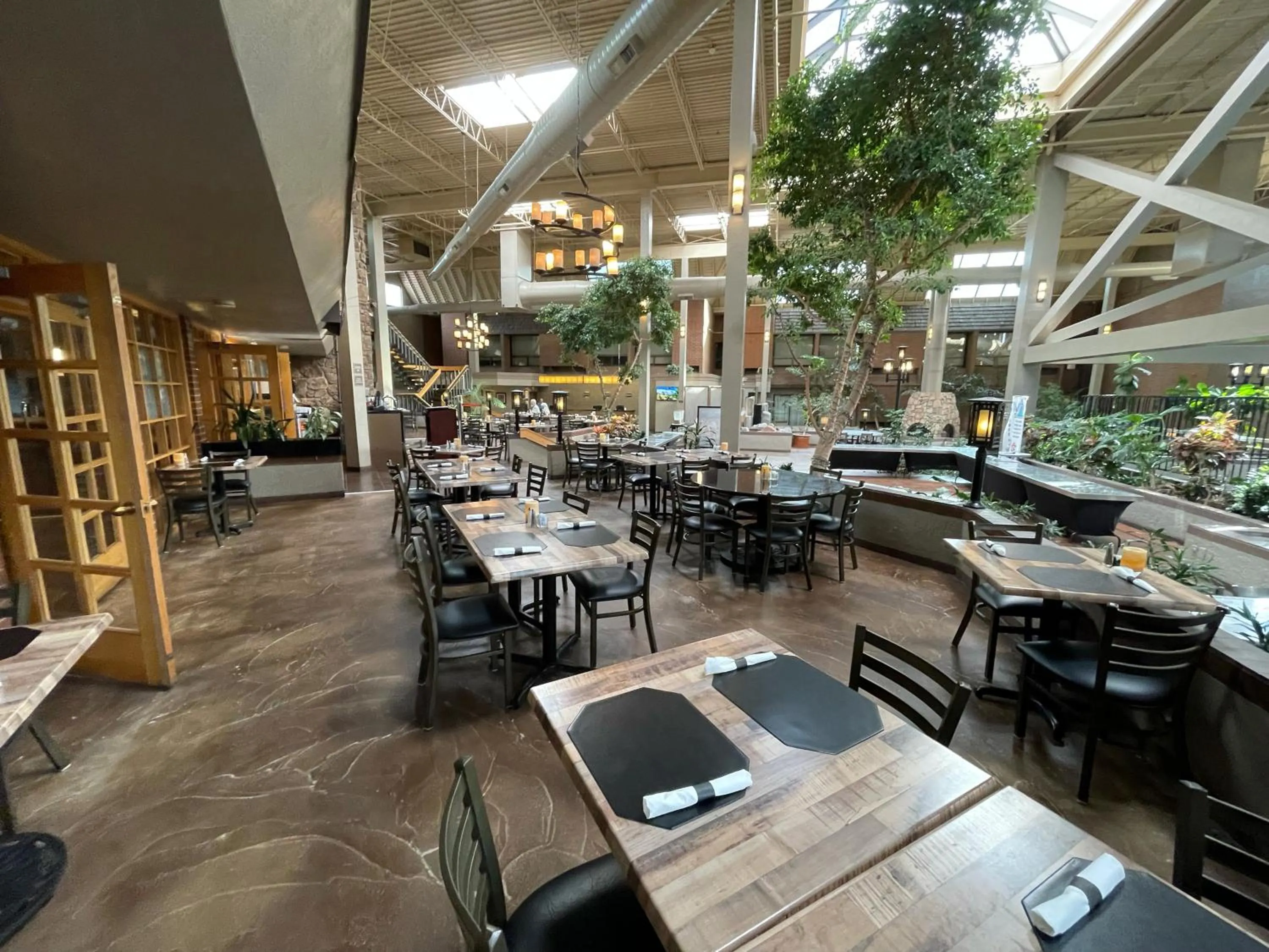 Restaurant/places to eat in The Academy Hotel Colorado Springs