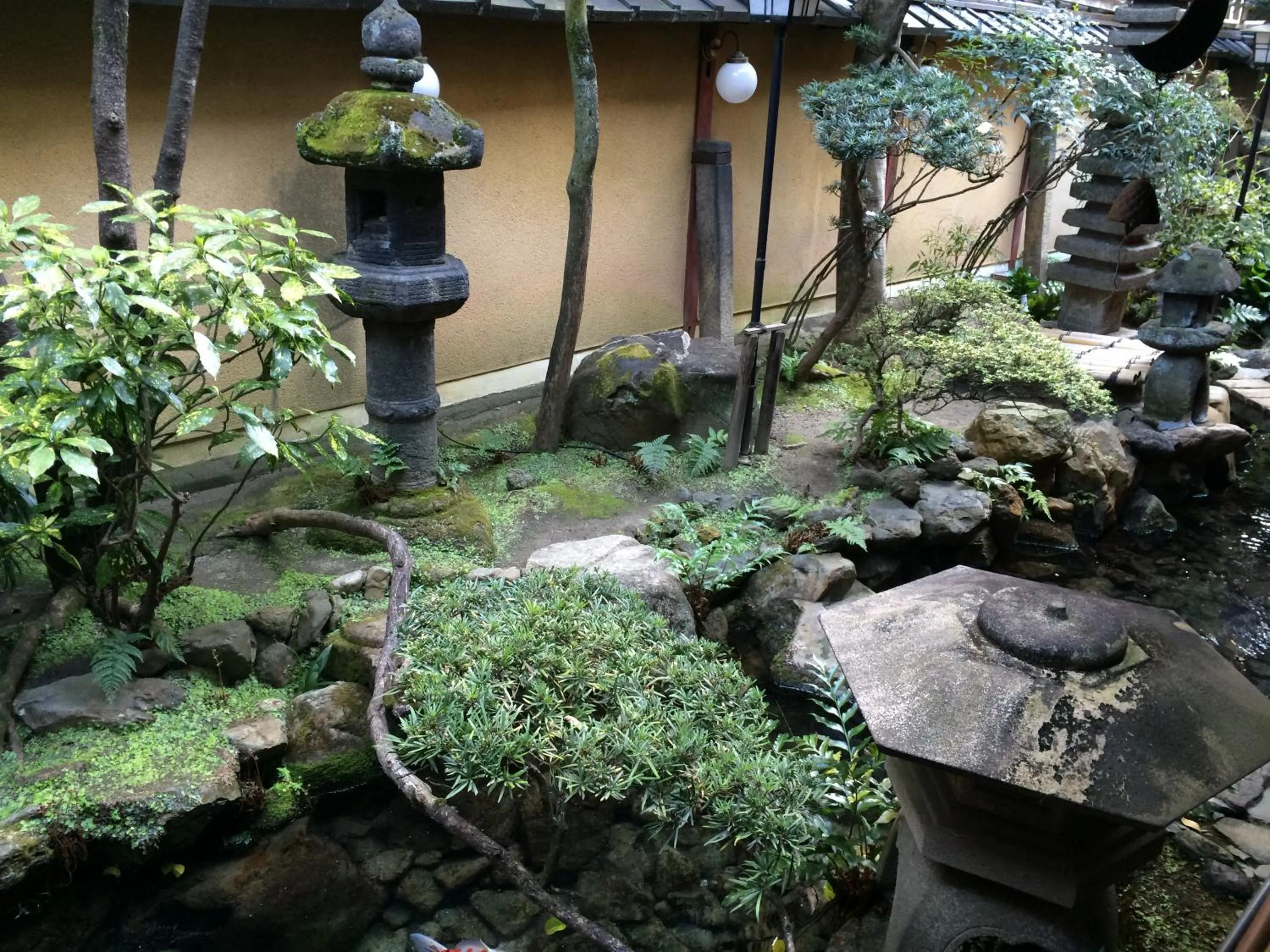 Decorative detail in Yadoya Kikokuso