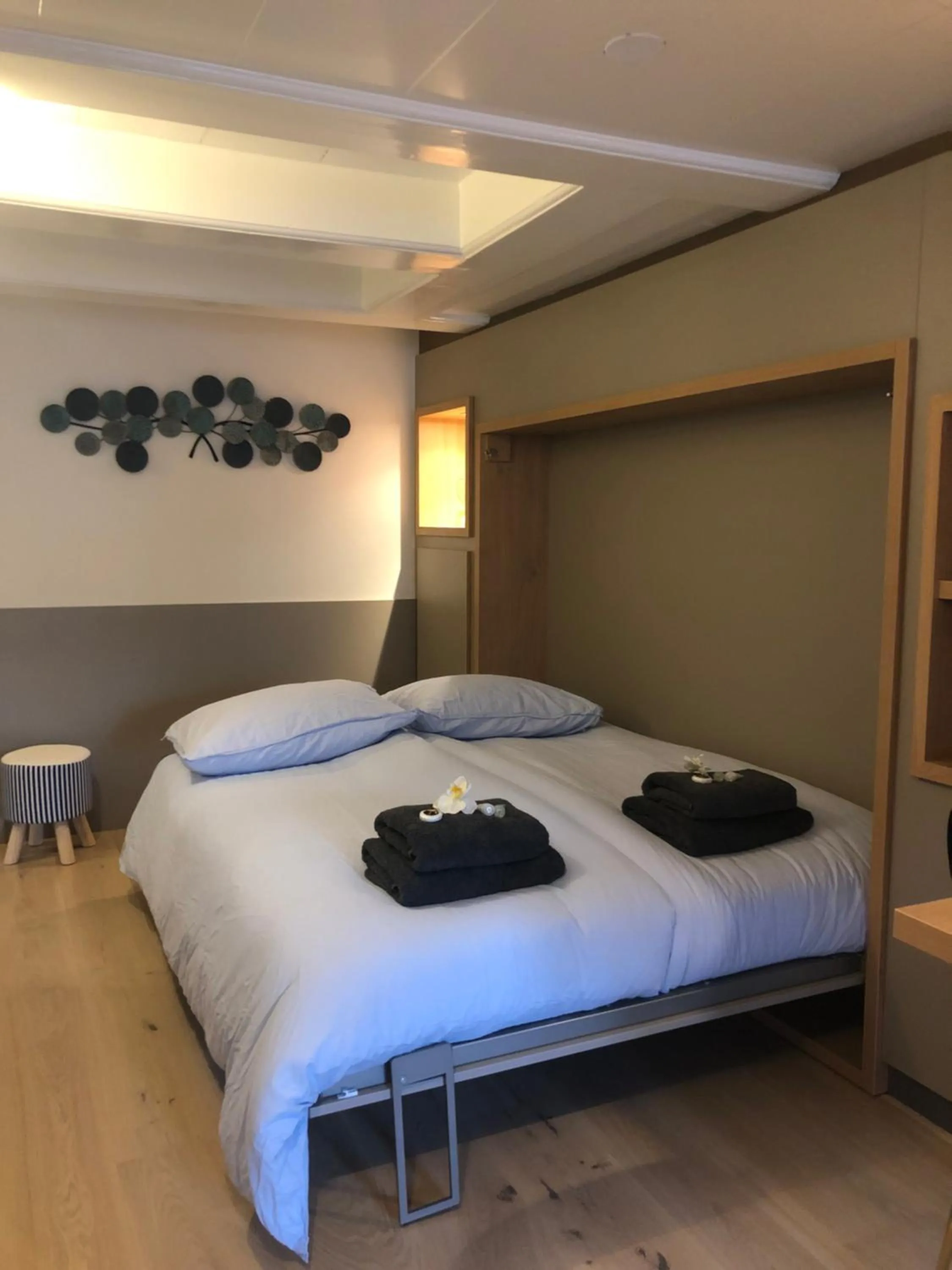 Bed in Singel Residence