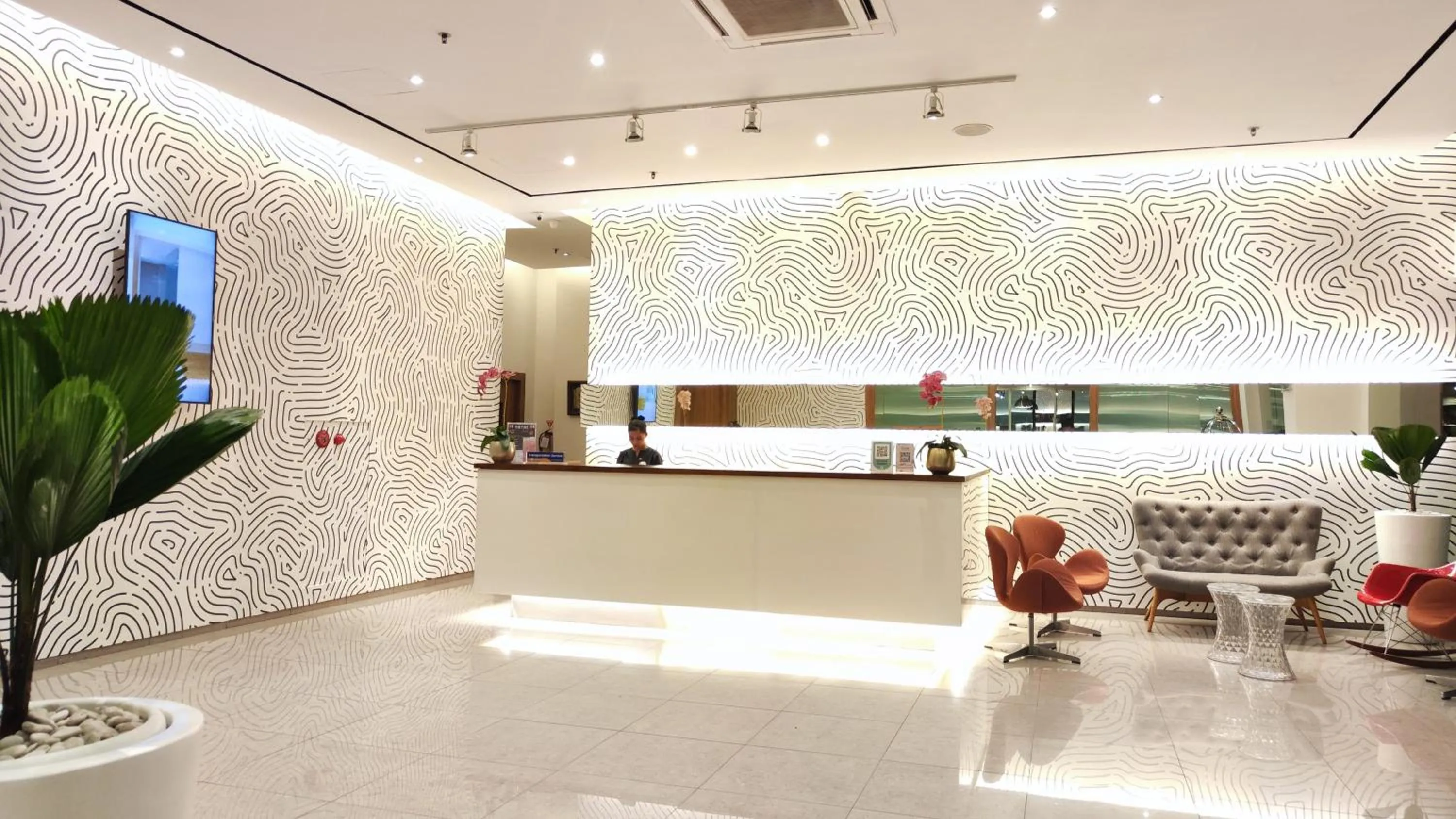 Lobby or reception in Zuri Express Lippo Cikarang