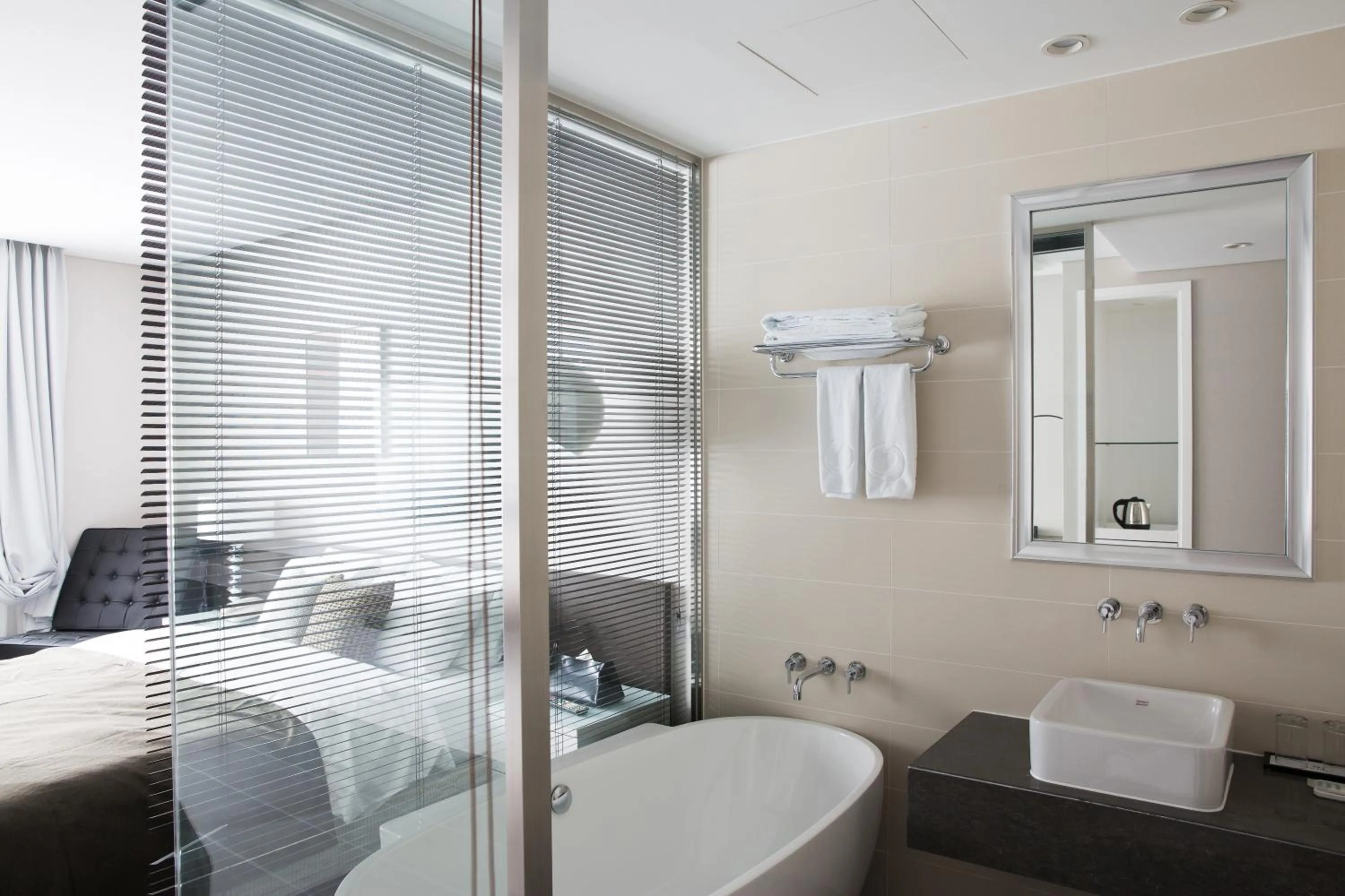 Bathroom, Bed in Hotel Mate Bundang