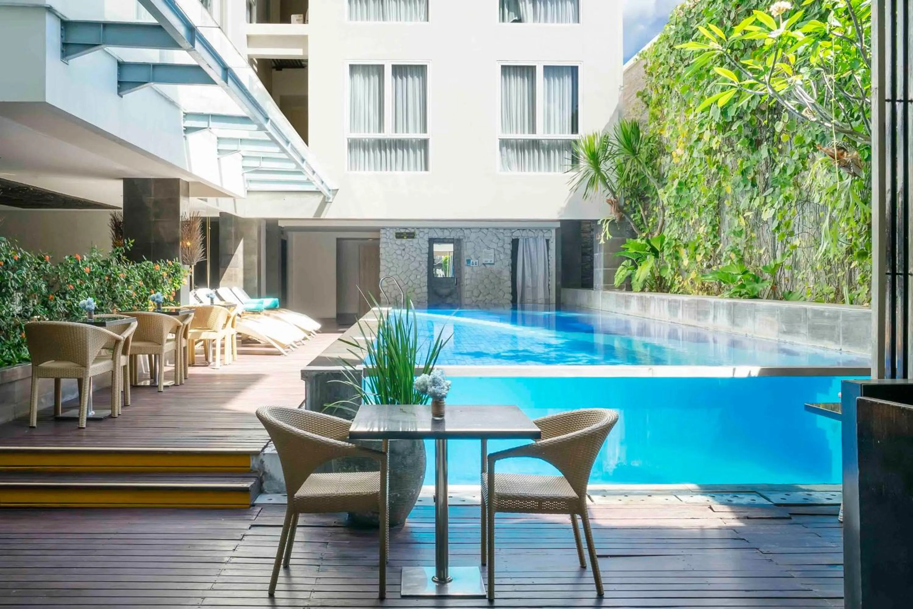 Swimming pool in Solaris Hotel Kuta