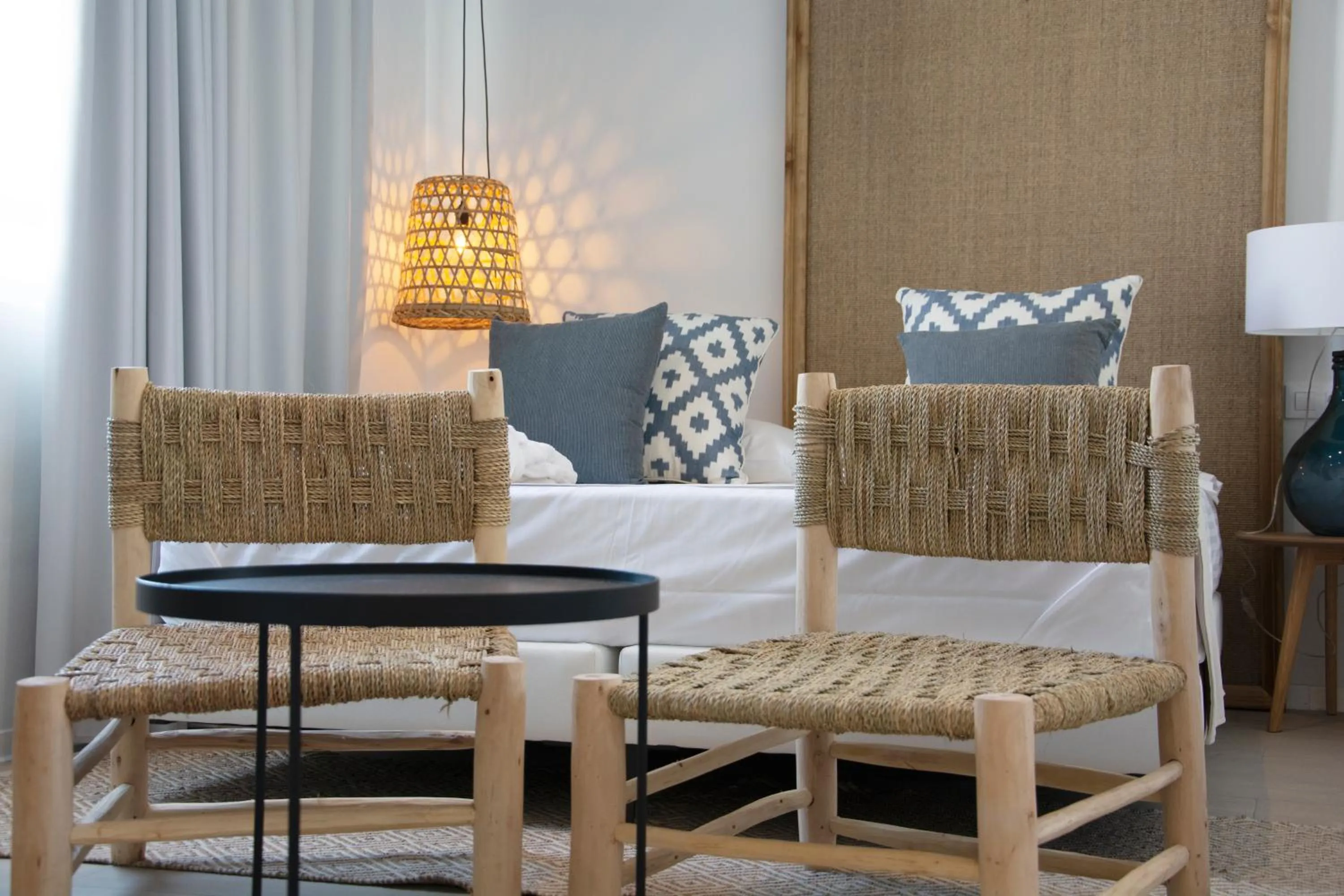 Photo of the whole room in YOU & CO. Saler Beach Boutique