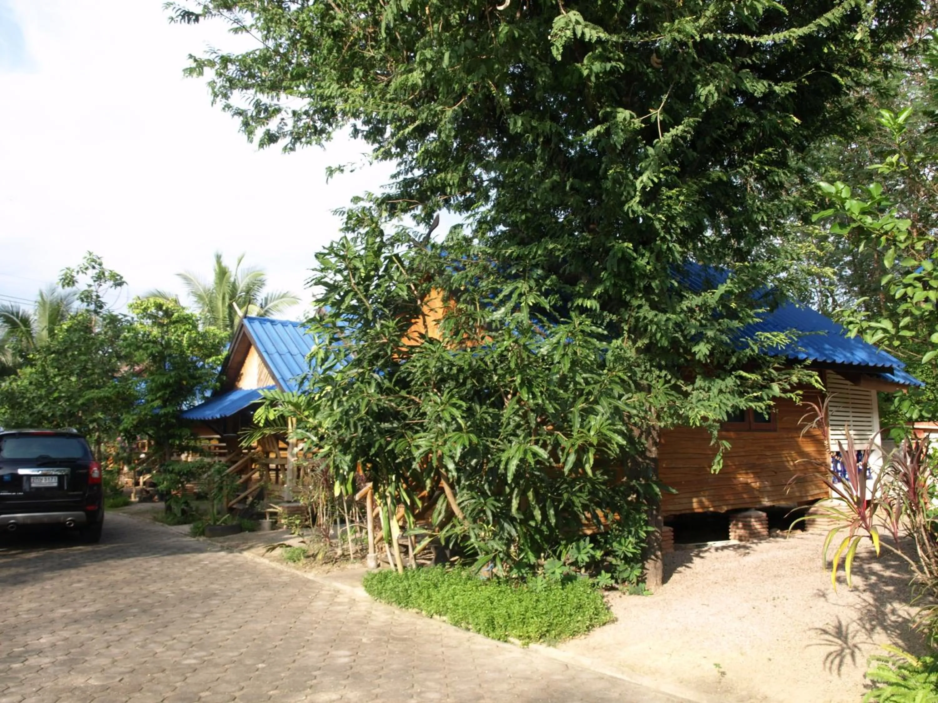 Property building in Suandarbporn Resort Mae Sot