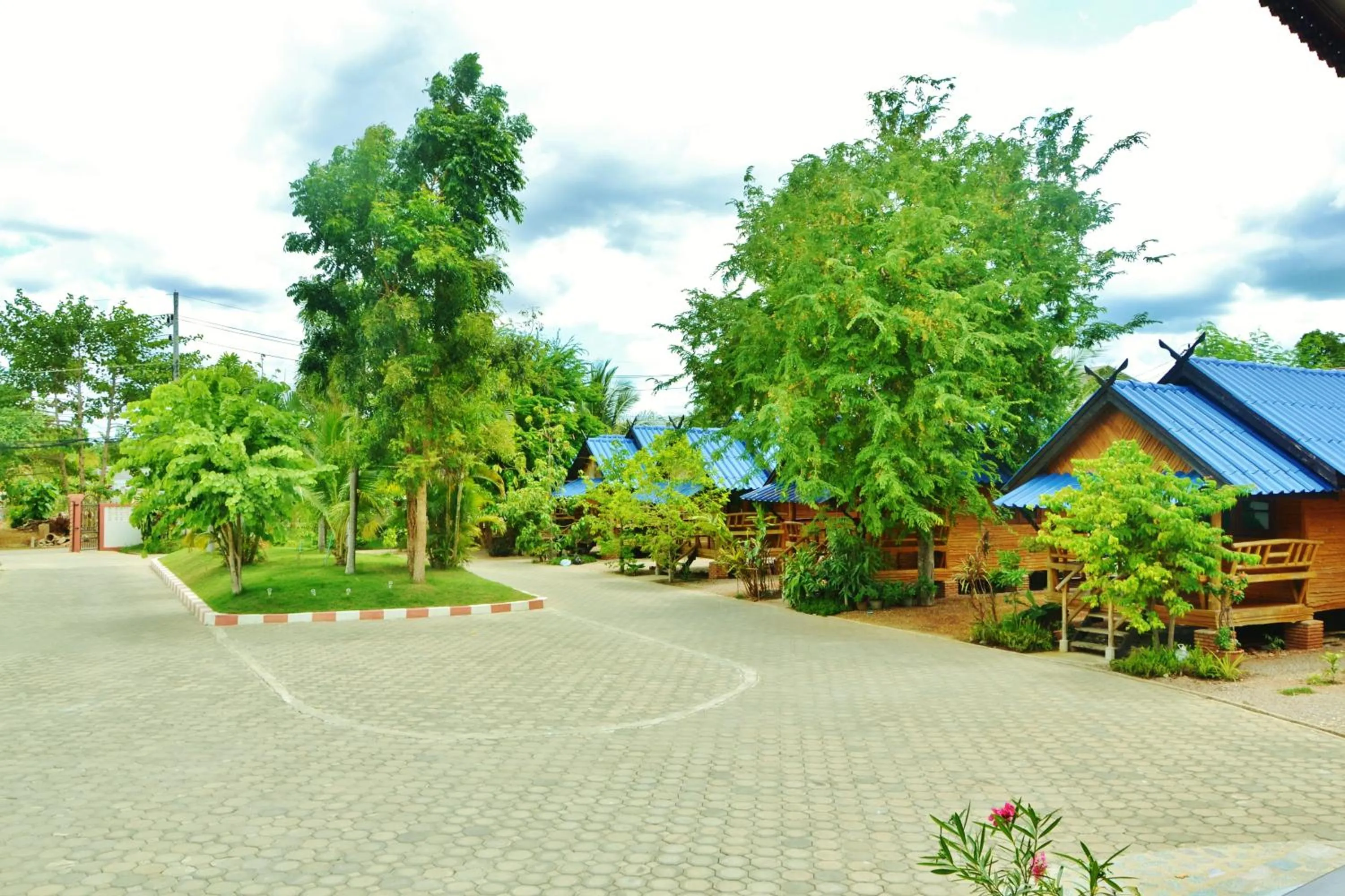 Facade/entrance in Suandarbporn Resort Mae Sot